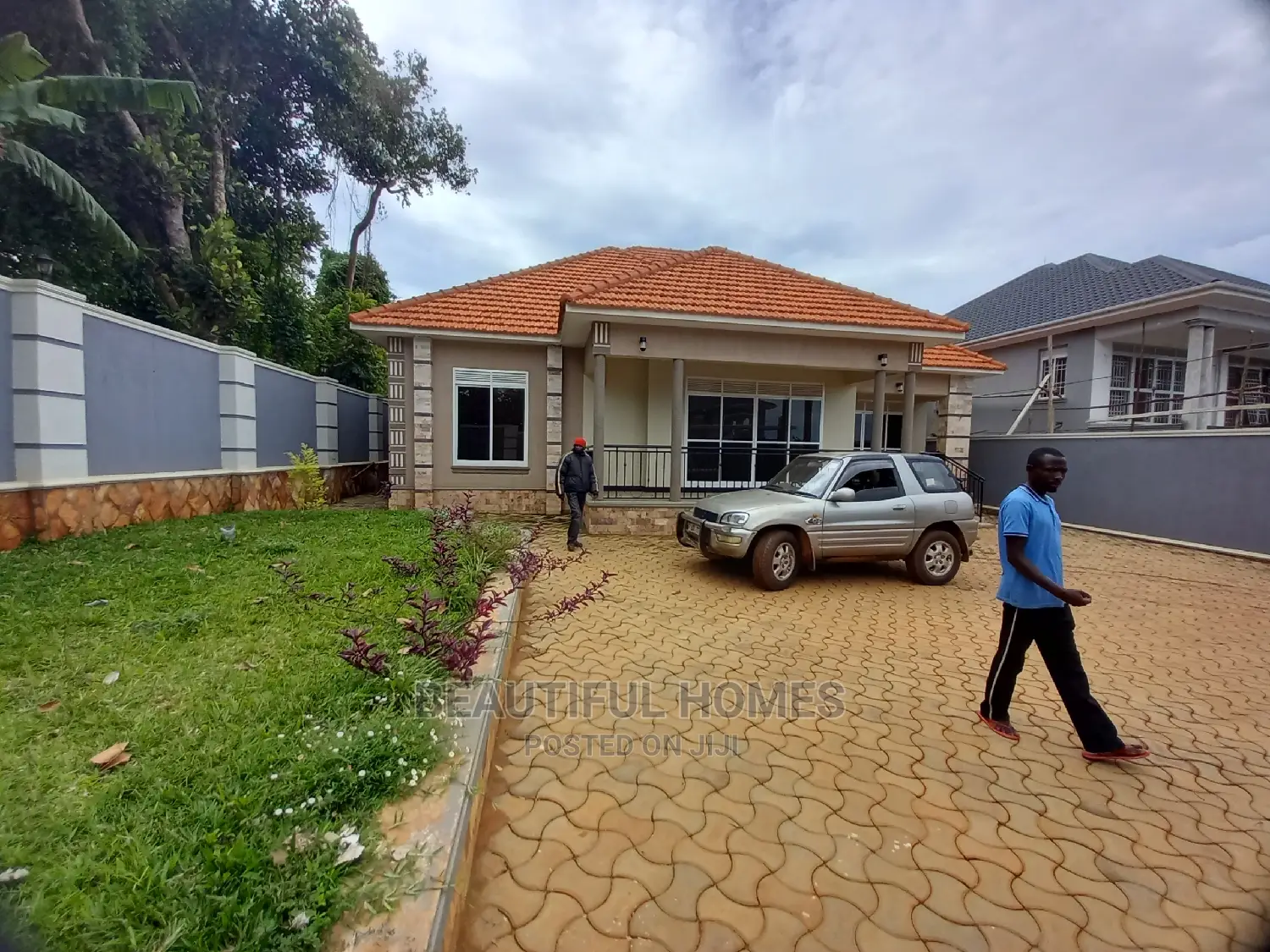 Furnished 4bdrm House in Kira for Sale in Kira