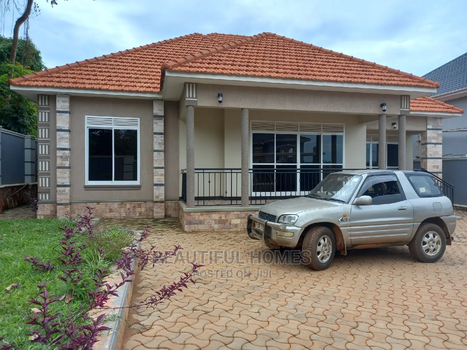 Furnished 4bdrm House in Kira Cool Area for Sale in Kira