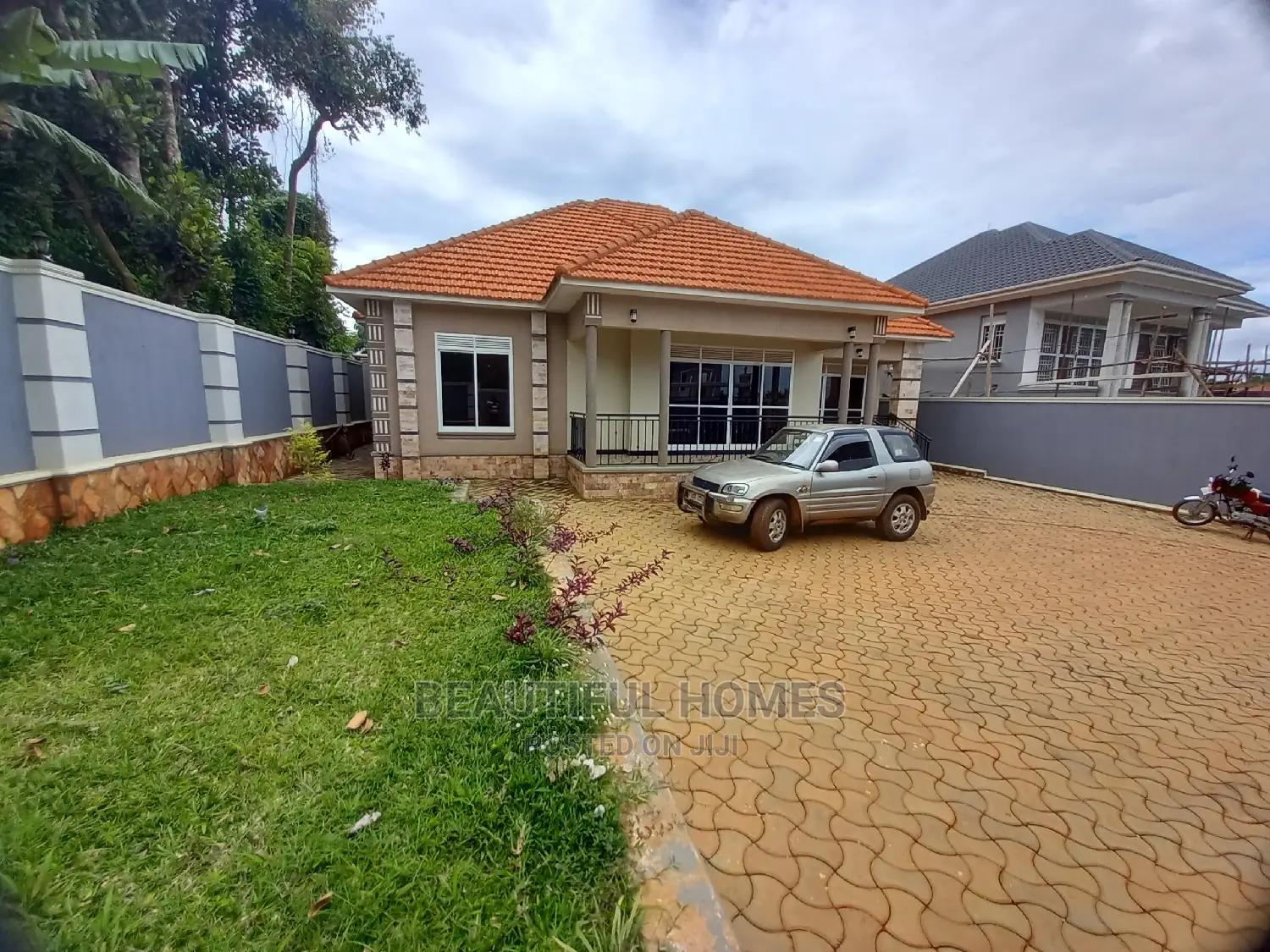 Furnished 4bdrm Bungalow in Kira for Sale in Kira