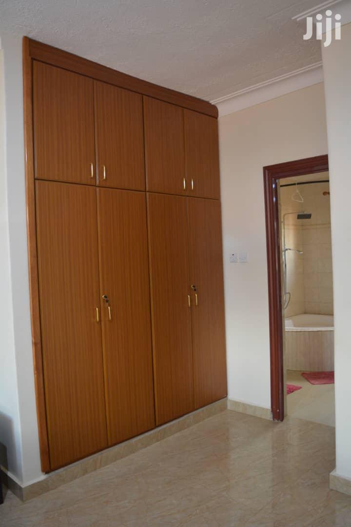 Furnished 3bdrm House in Kabowa, Makindye for Rent in Makindye