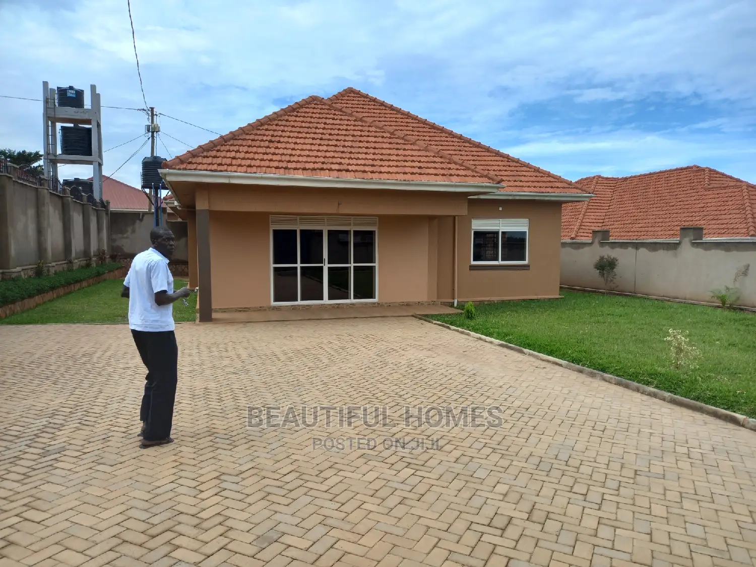 Furnished 4bdrm House in Kira for Sale in Kira