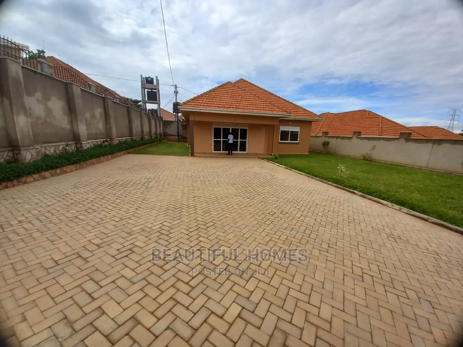 Furnished 4bdrm House in Kira, Central Division for Sale in Central Division
