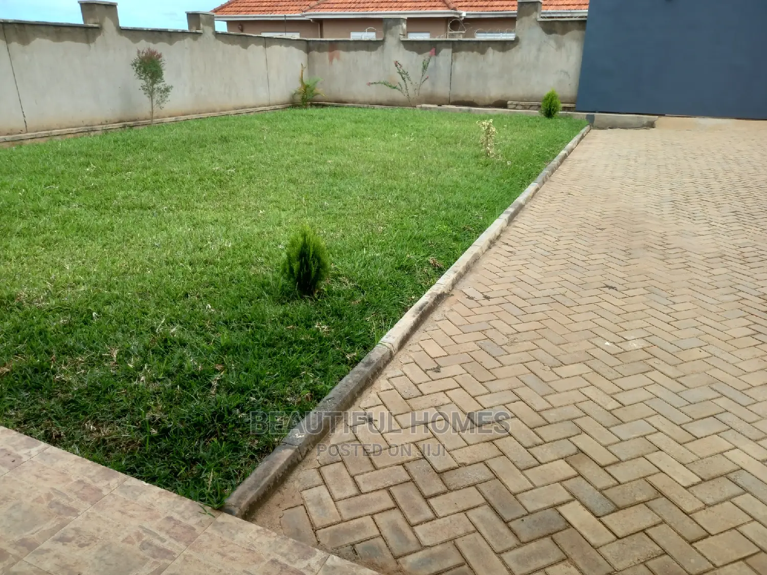 Furnished 4bdrm House in Kira, Central Division for Sale in Central Division