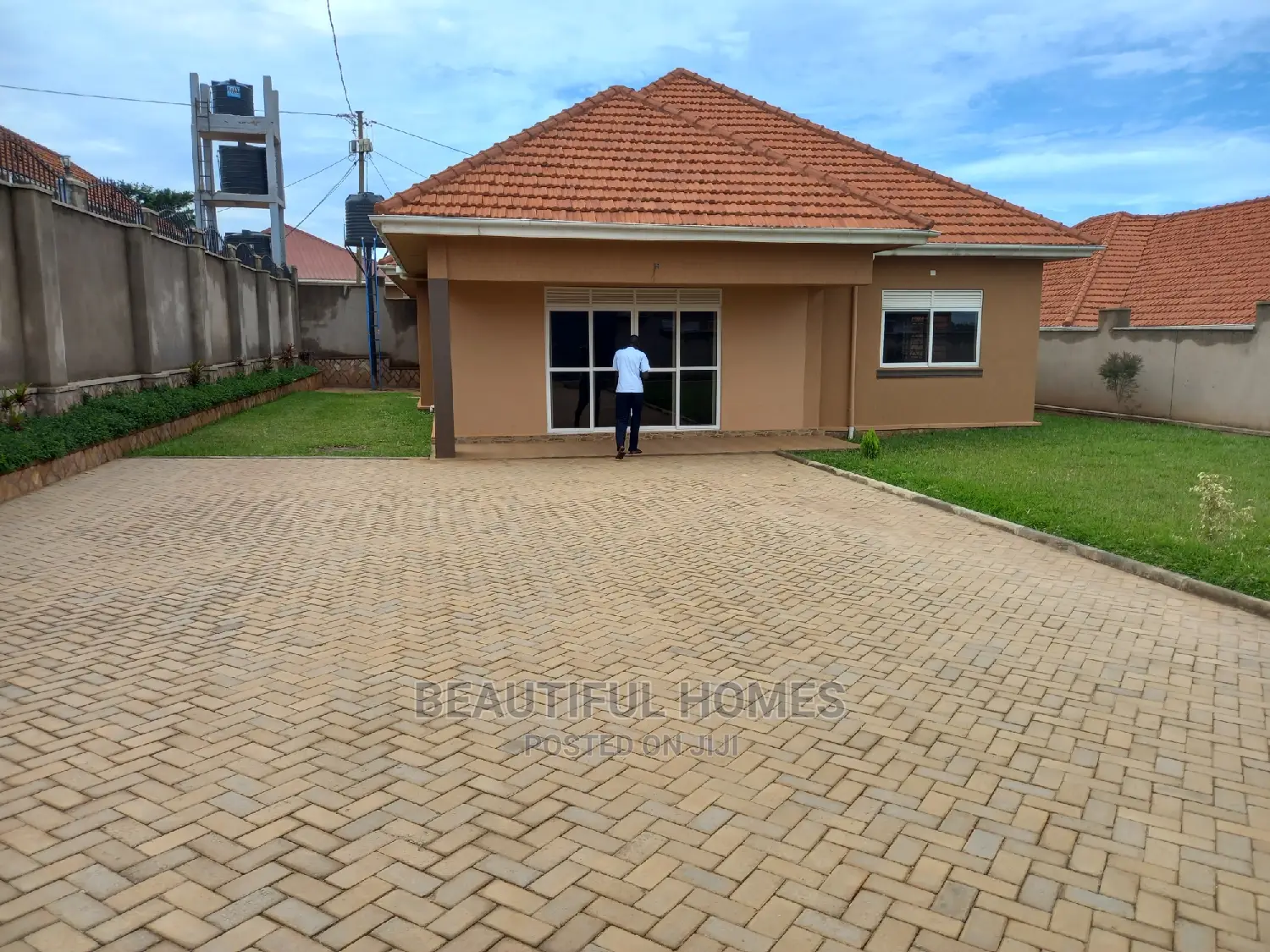 Furnished 4bdrm House in Kira, Central Division for Sale in Central Division