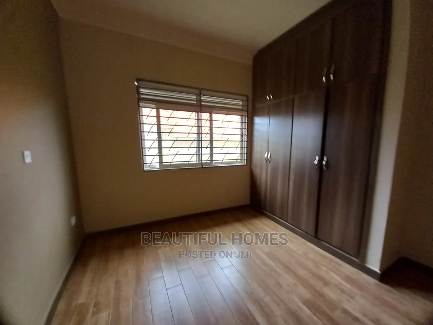 Furnished 4bdrm Bungalow in Kira Nice, Central Division for Sale in Central Division