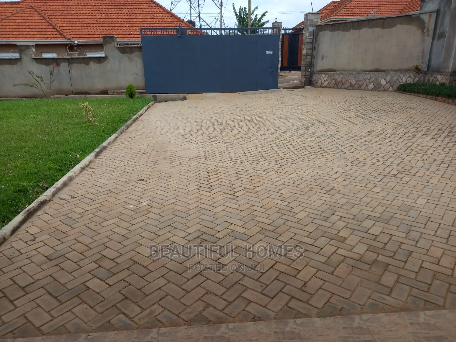 Furnished 4bdrm Bungalow in Kira Big Bungaloos for Sale in Kira