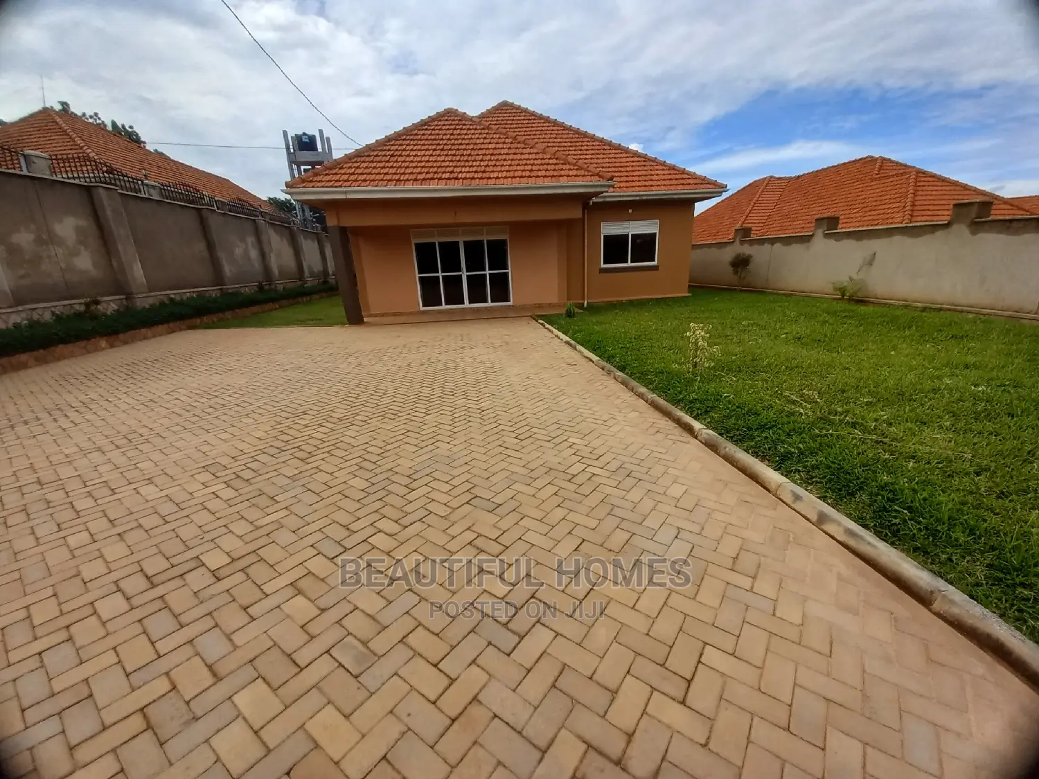Furnished 4bdrm House in Kira for Sale in Kira