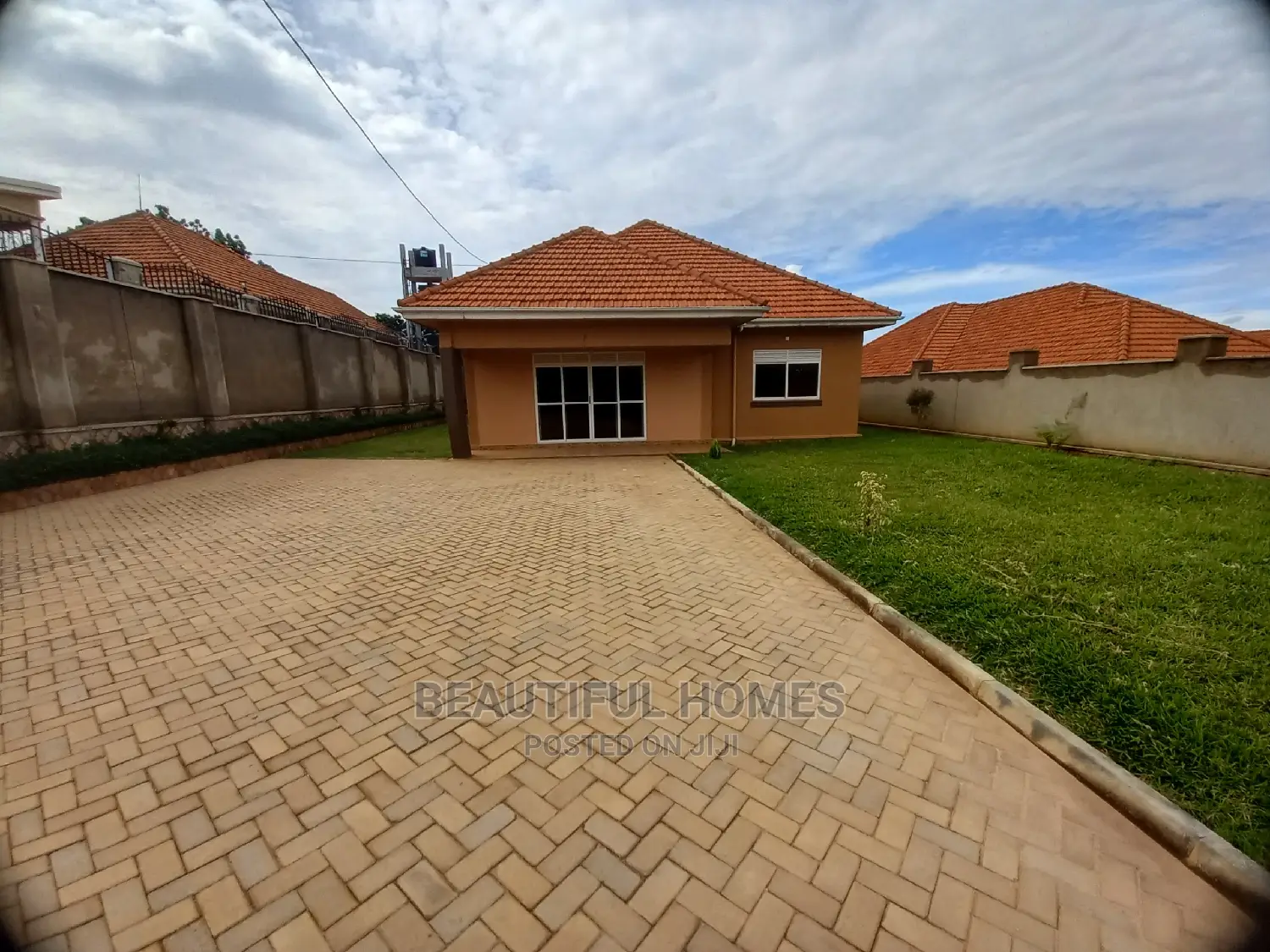 Furnished 4bdrm House in Kira for Sale in Kira