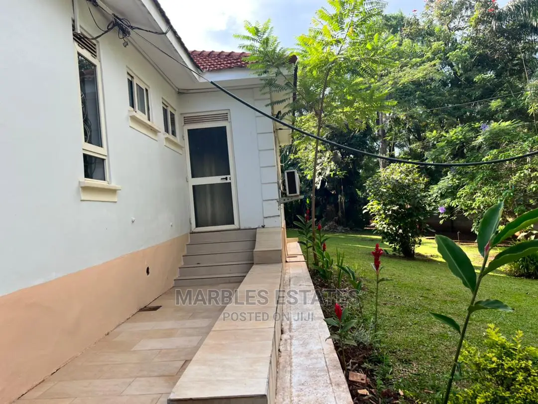 8bdrm House in Kololo, Central Division for Rent in Central Division