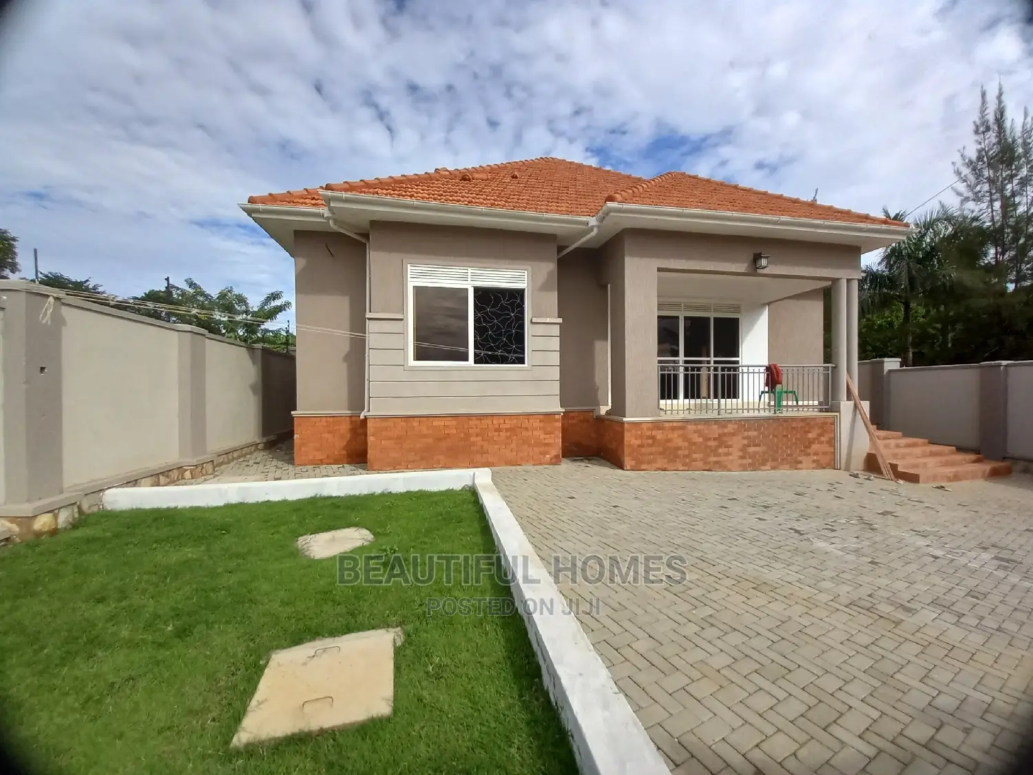 Furnished 4bdrm House in Kira Richer Estate for Sale in Kira