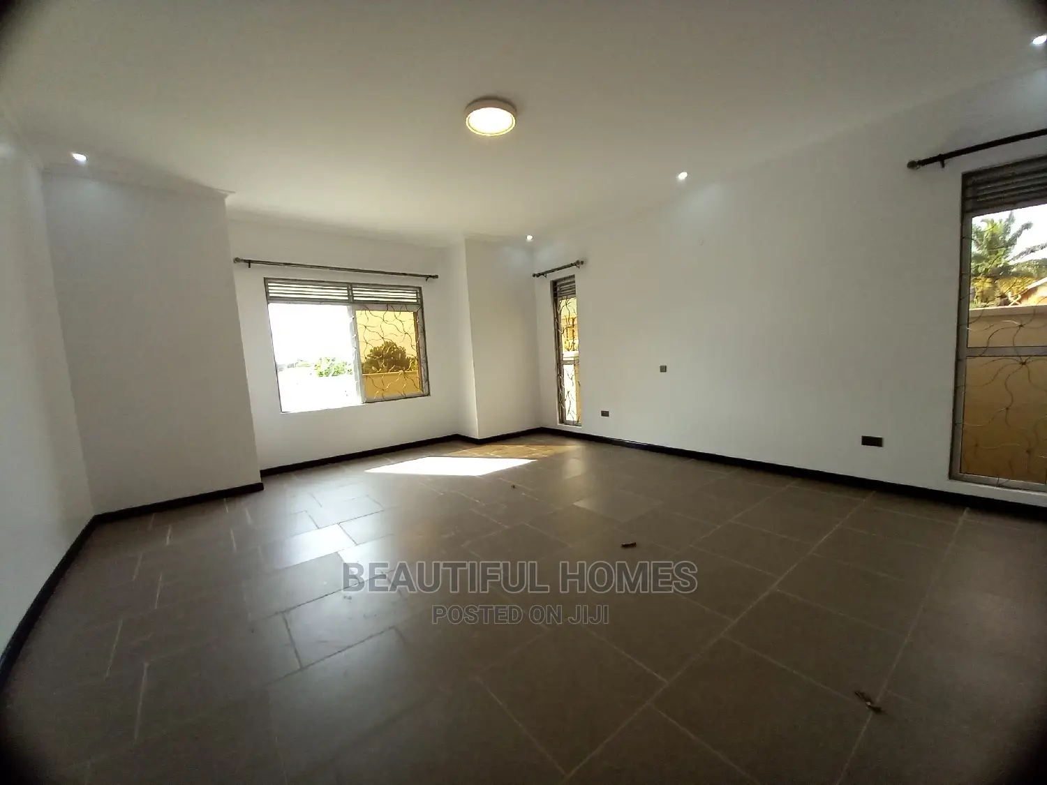 Furnished 4bdrm House in Kira Richer Estate for Sale in Kira