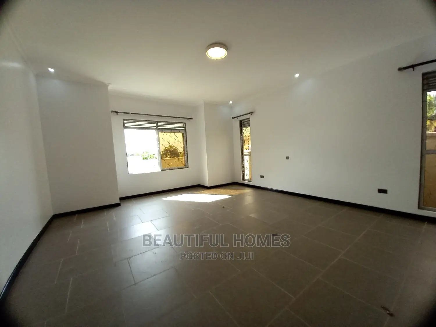 Furnished 4bdrm Bungalow in Kira Fancy for Sale in Kira