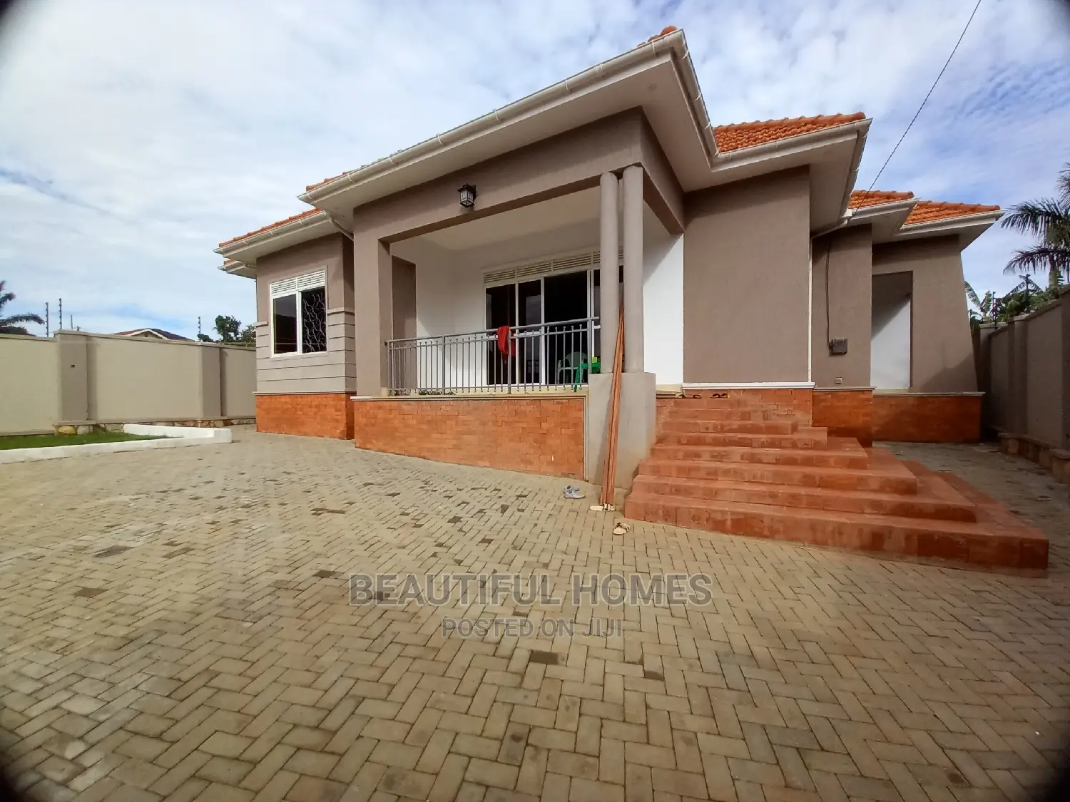 Furnished 4bdrm Bungalow in Kira for Sale in Kira