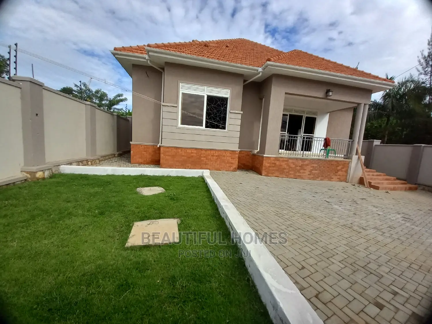Furnished 4bdrm Bungalow in Kira Fine for Sale in Kira