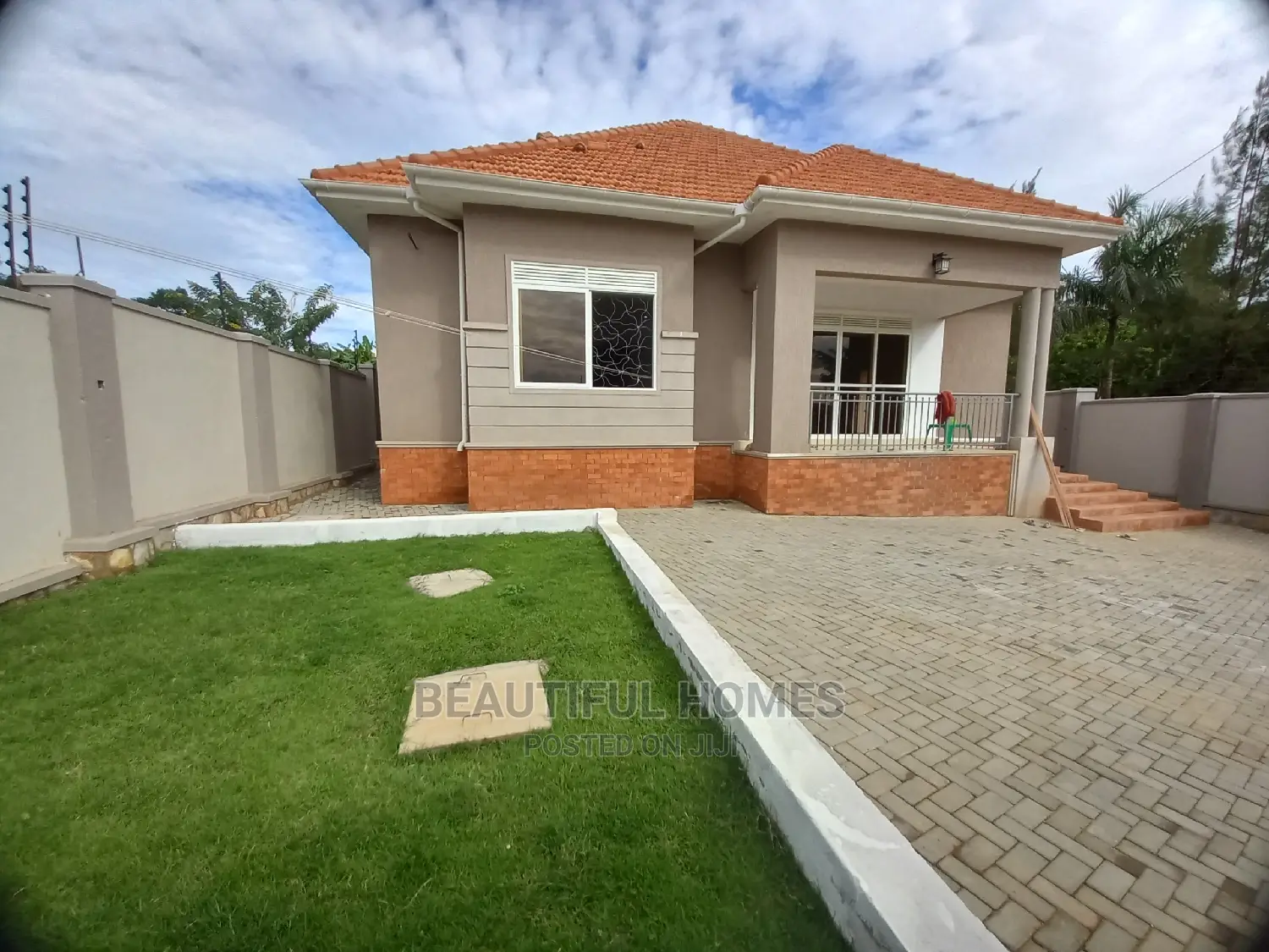 Furnished 4bdrm Bungalow in Kira First Class for Sale in Kira
