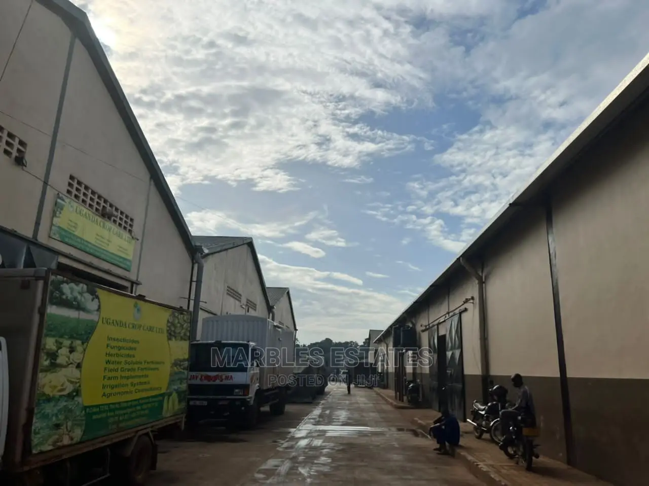 Warehouse for Rent in Industrial Area in Central Division