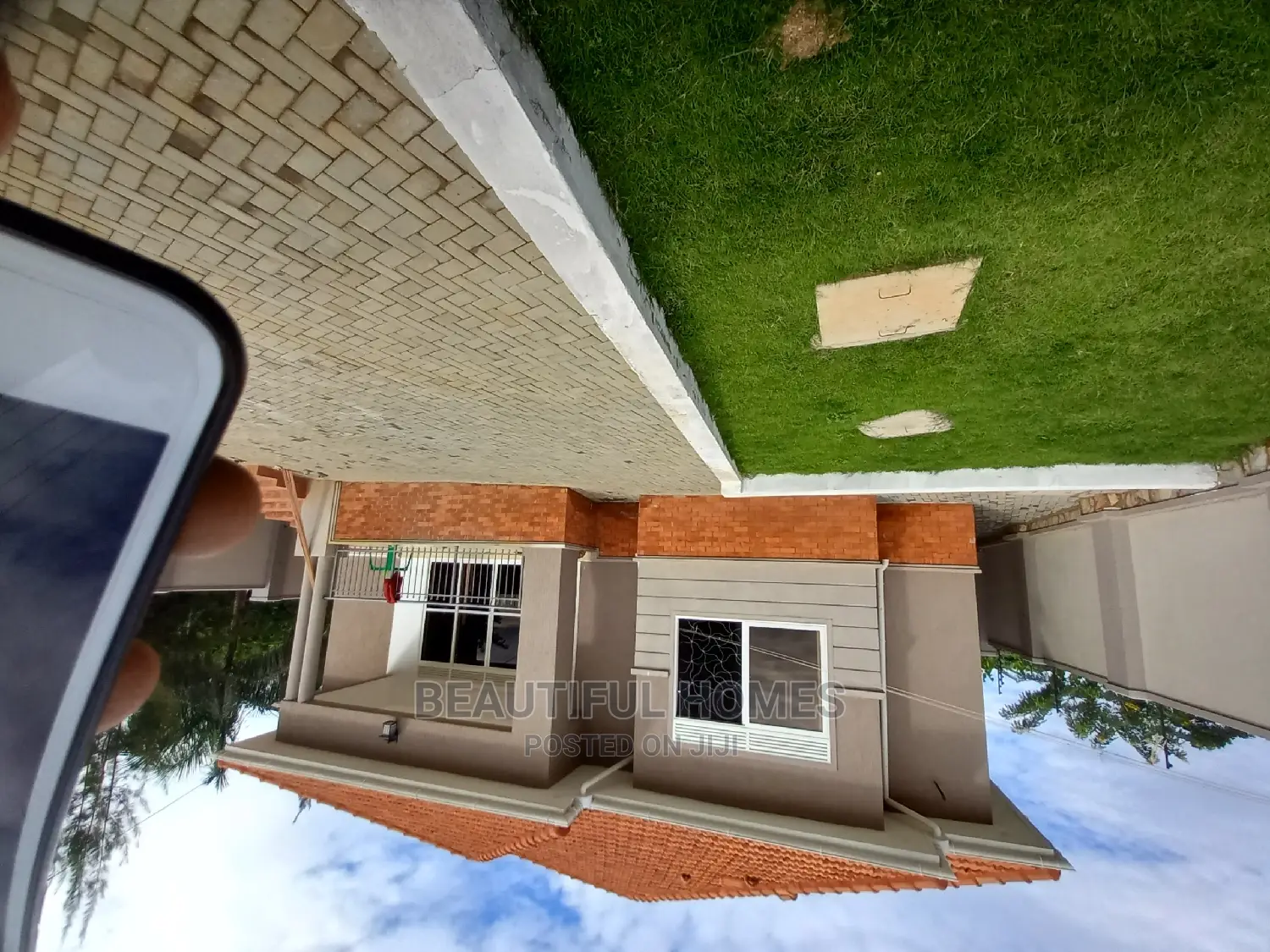Furnished 4bdrm Bungalow in Kira First Class for Sale in Kira