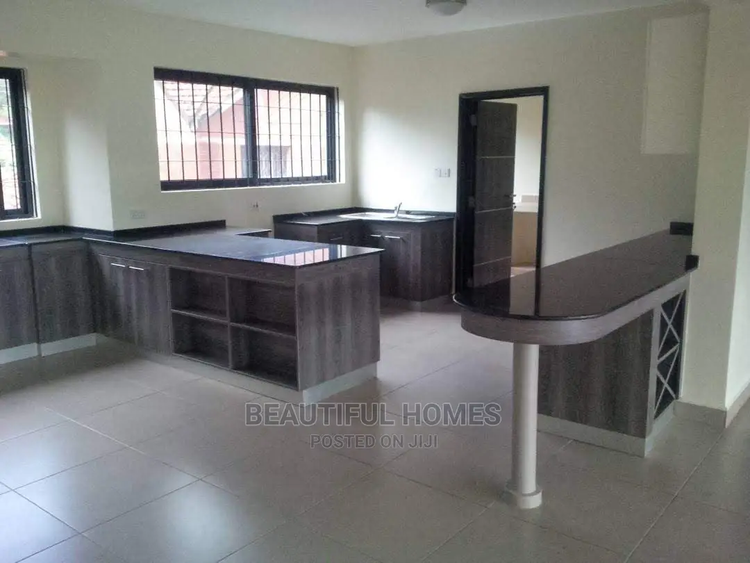 Furnished 4bdrm Maisonette in Kira Fine Estate for Sale in Kira