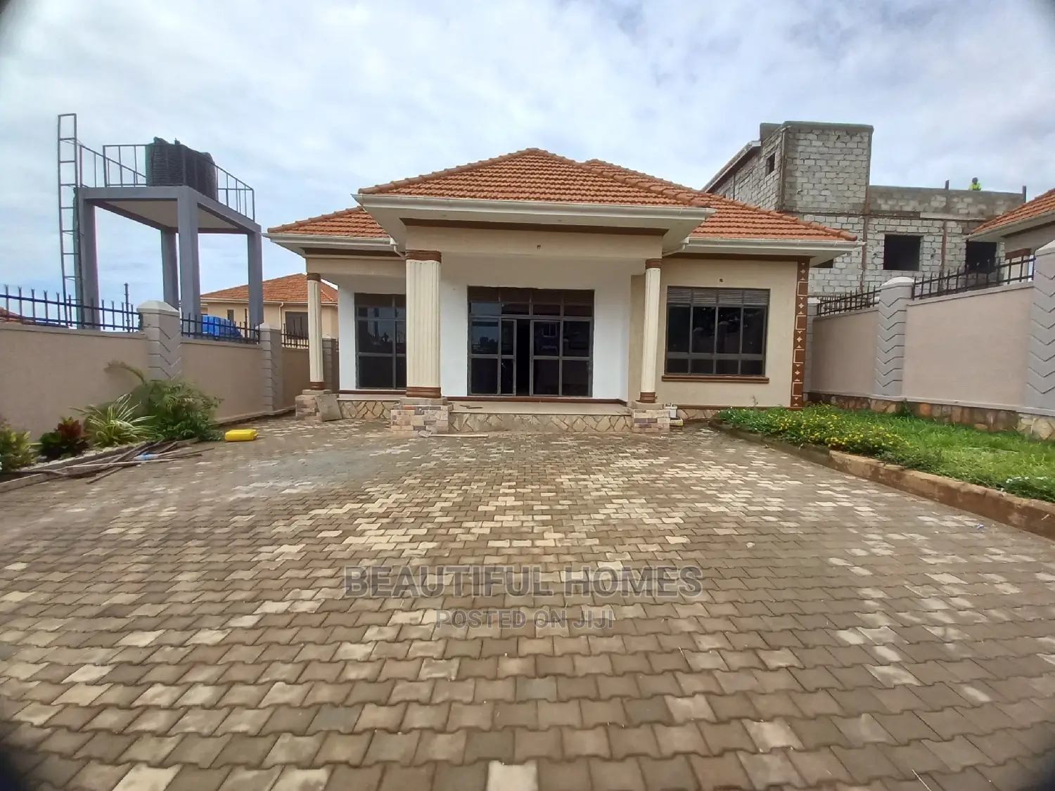 Furnished 4bdrm House in Kira Organised for Sale in Kira