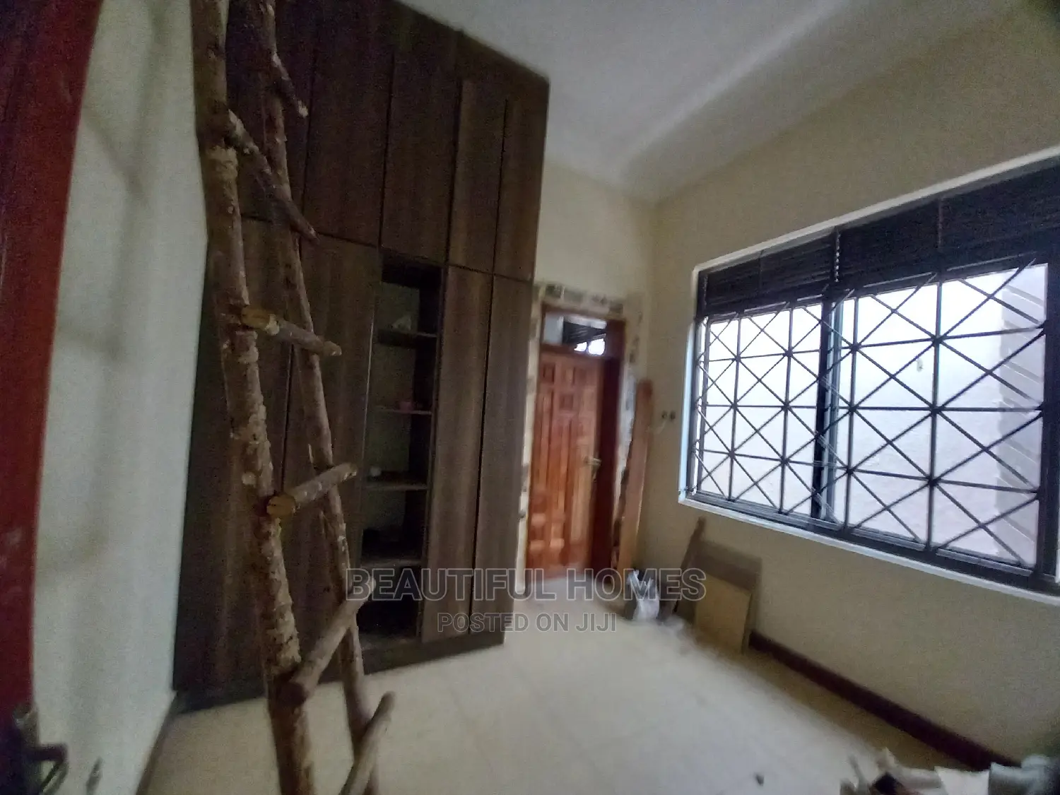 Furnished 4bdrm House in Kira Organised for Sale in Kira