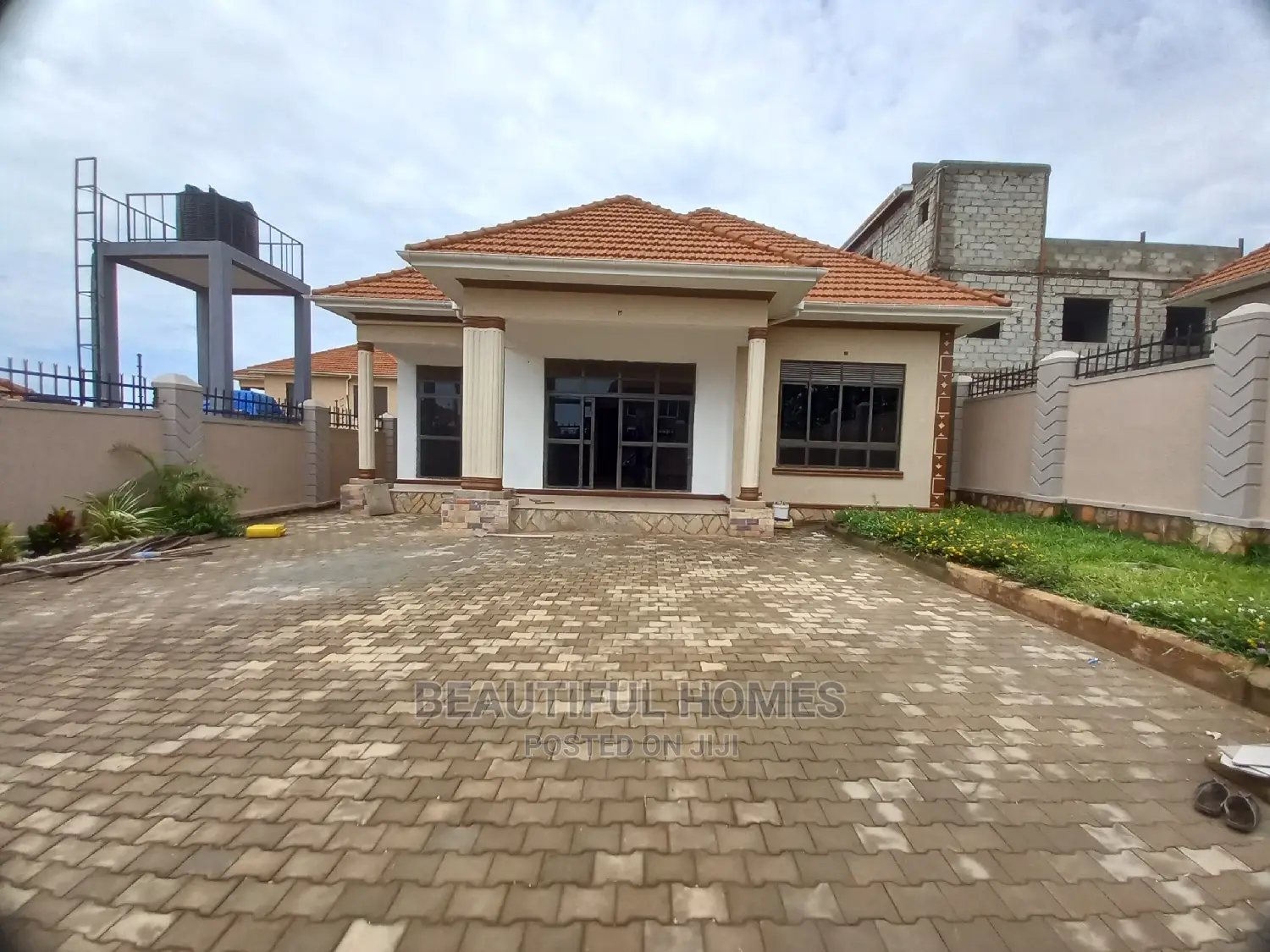 Furnished 4bdrm House in Kira Rich for Sale in Kira