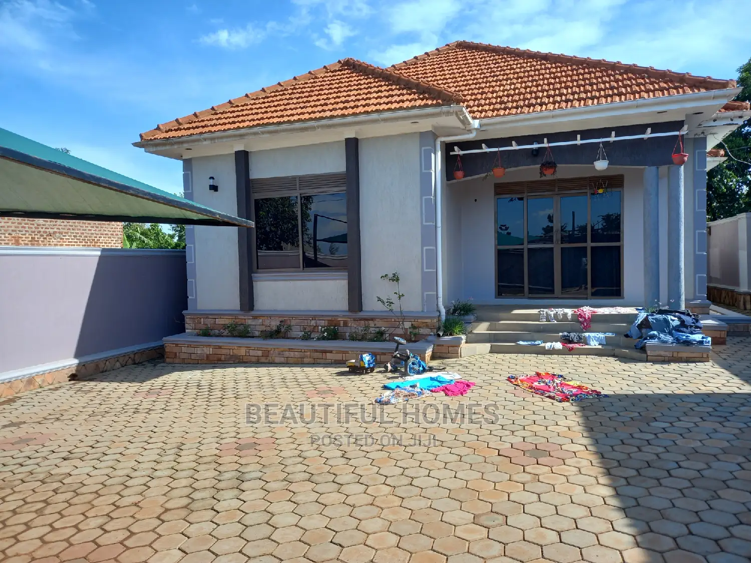 Furnished 4bdrm Bungalow in Nakwero, Kira for Sale in Kira