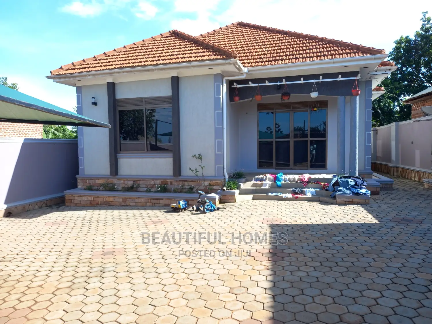 Furnished 4bdrm Bungalow in Nakwero, Kira for Sale in Kira