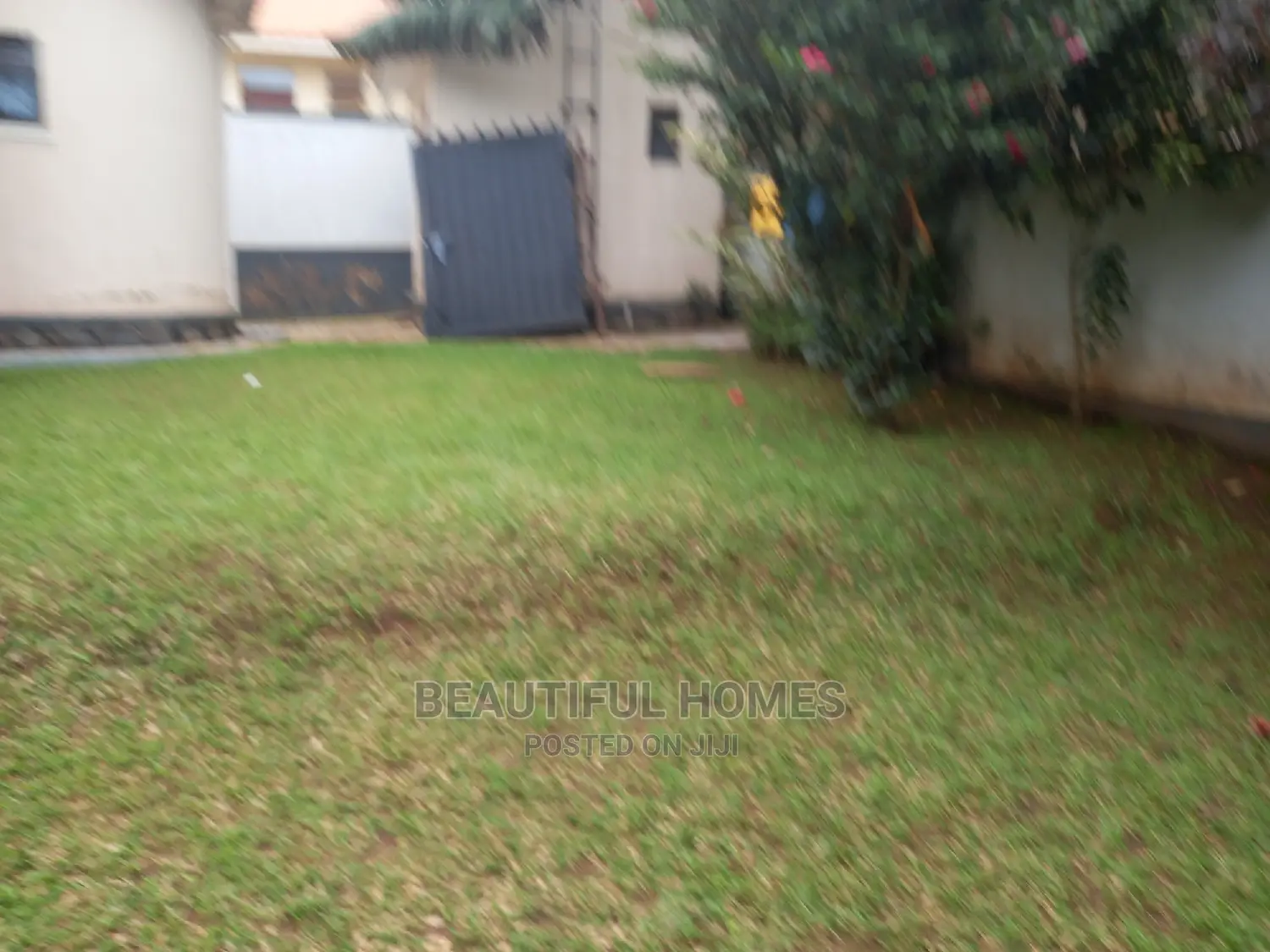 Furnished 4bdrm Bungalow in Kira Organised for Sale in Kira