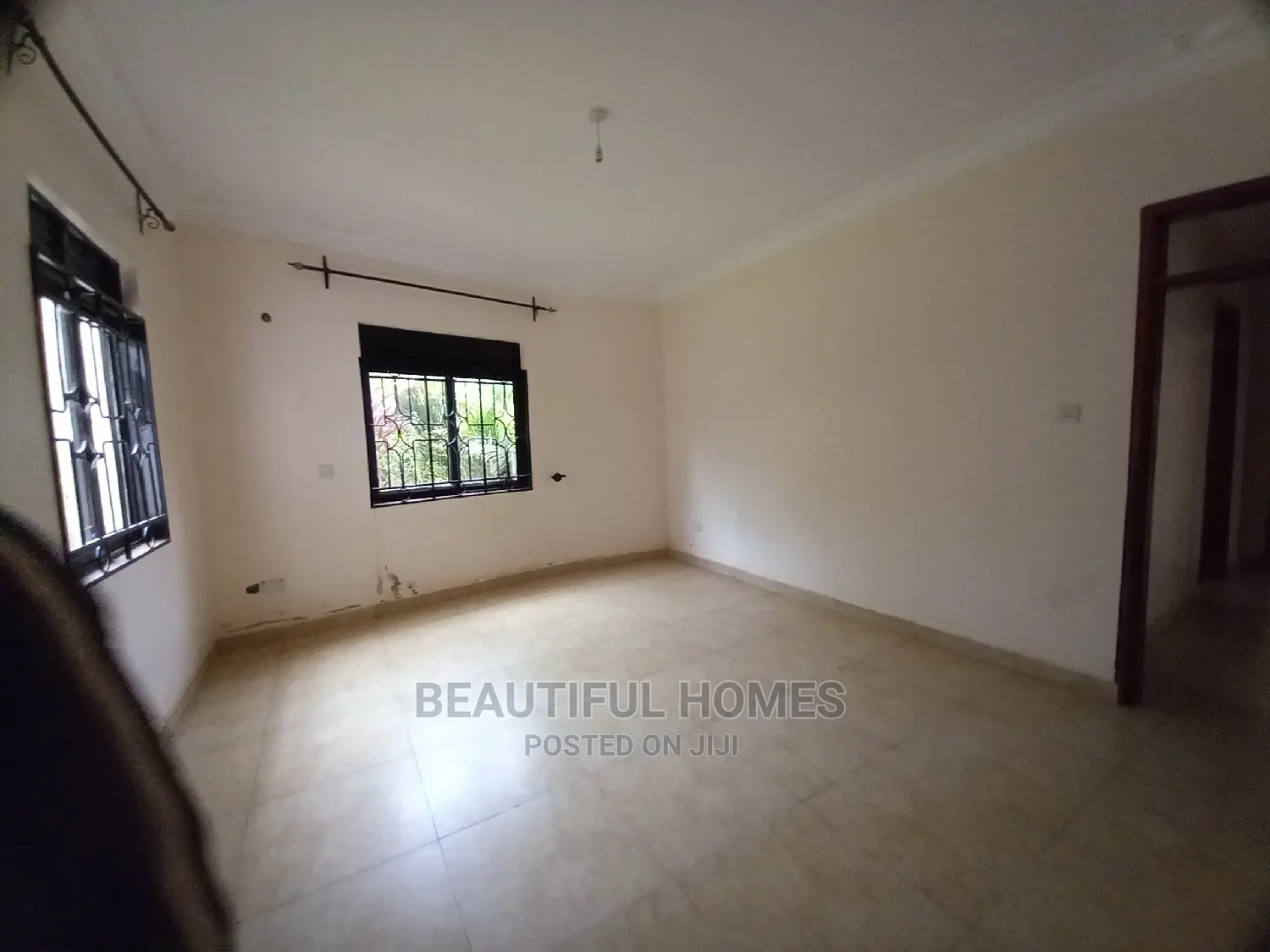 Furnished 4bdrm House in Kira for Sale in Kira