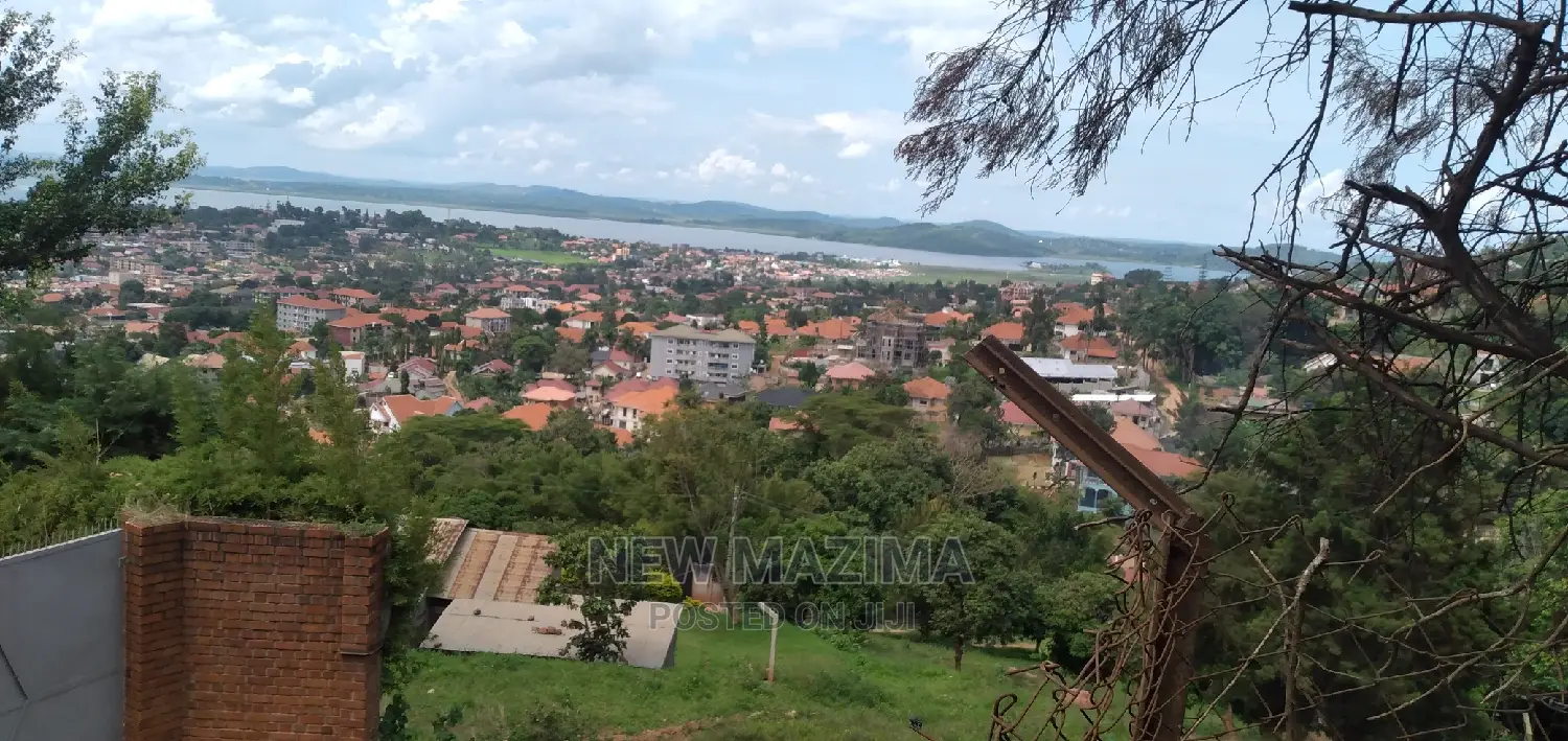 2bdrm Townhouse/Terrace in Buziga Heights, Division a for Sale in Division A