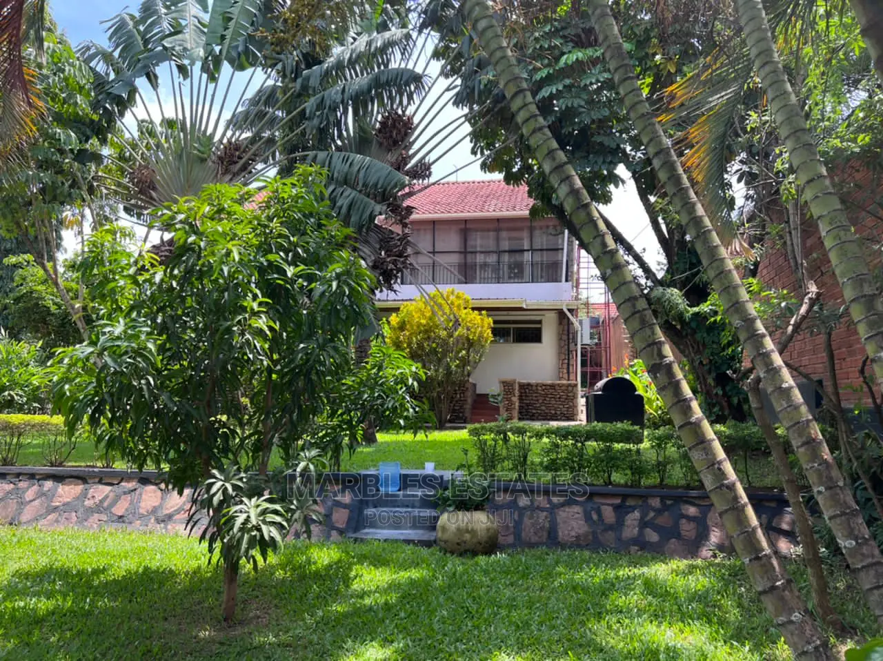 5bdrm Duplex in Bugolobi, Central Division for Rent in Central Division