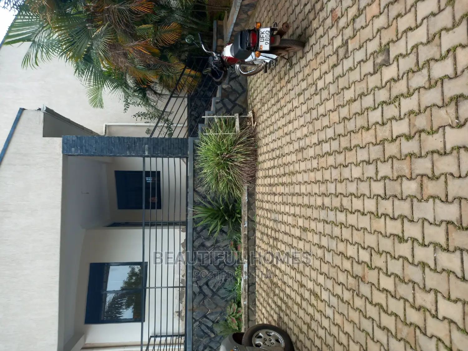 Furnished 4bdrm House in Kira Rich for Sale in Kira