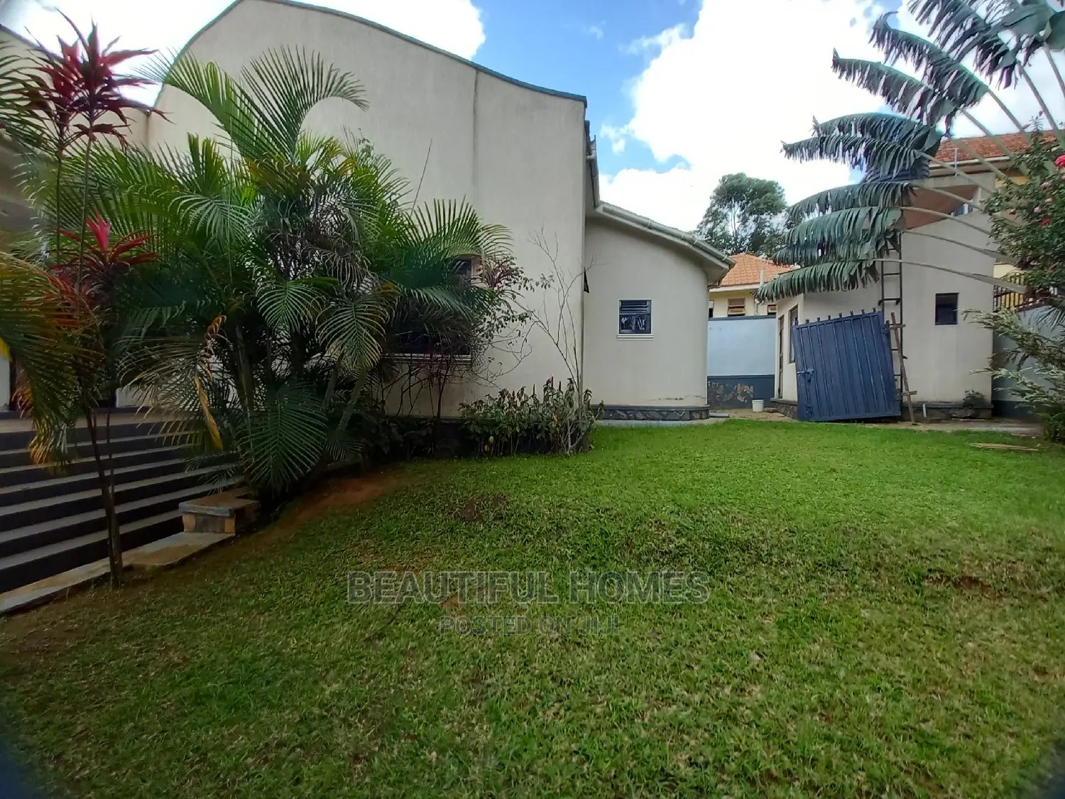 Furnished 4bdrm Bungalow in Kira Prime for Sale in Kira