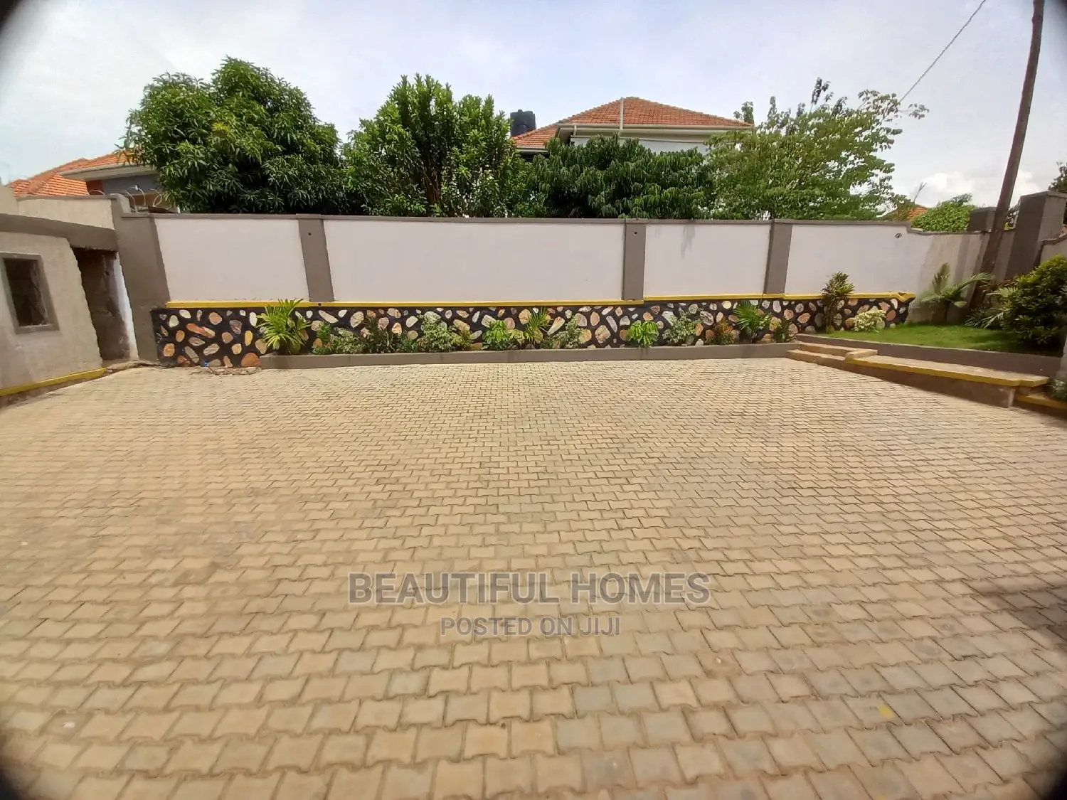 Furnished 4bdrm House in Kira Wealthy Estate for Sale in Kira