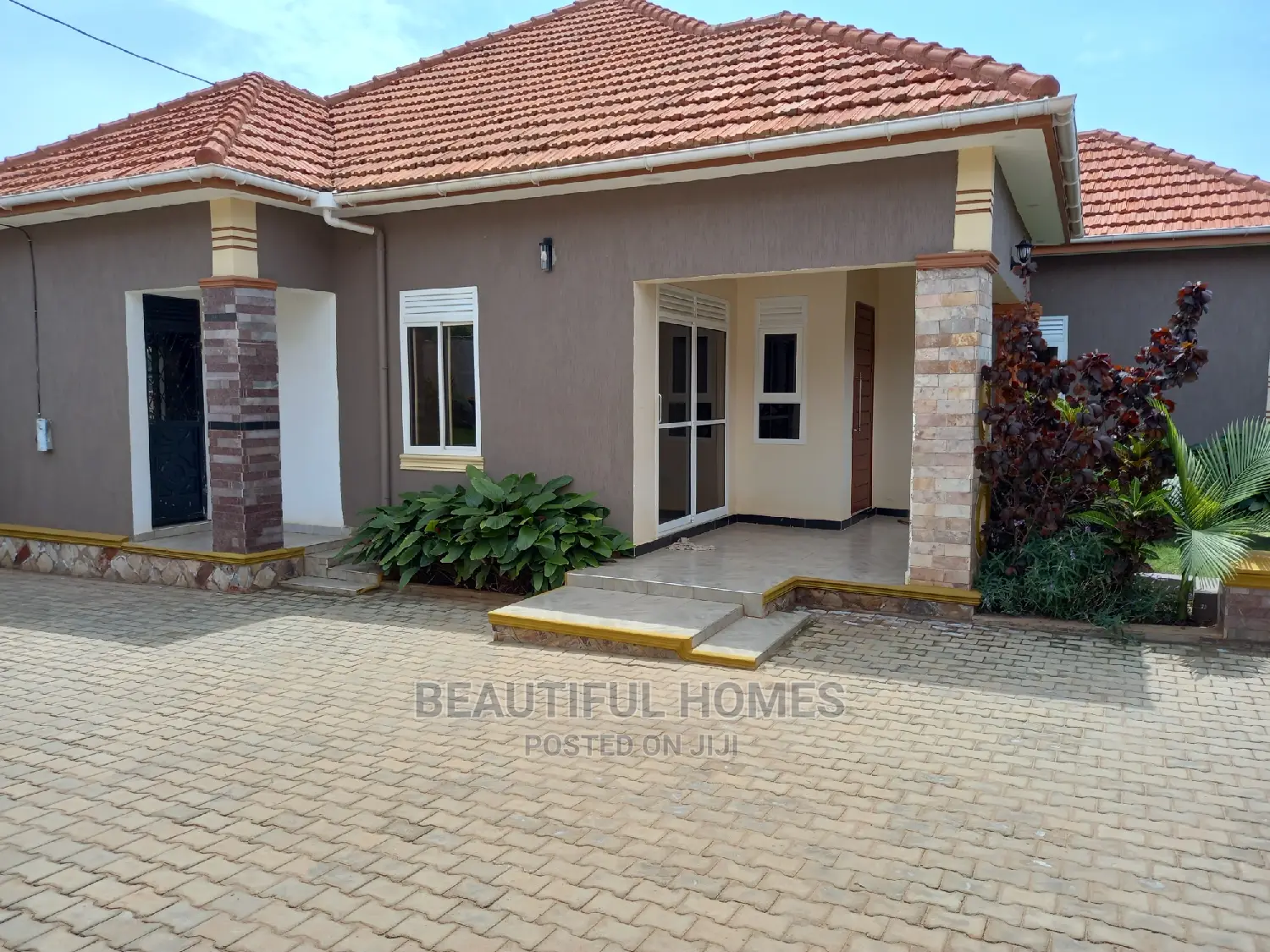 Furnished 4bdrm Bungalow in Kira Ministers for Sale in Kira