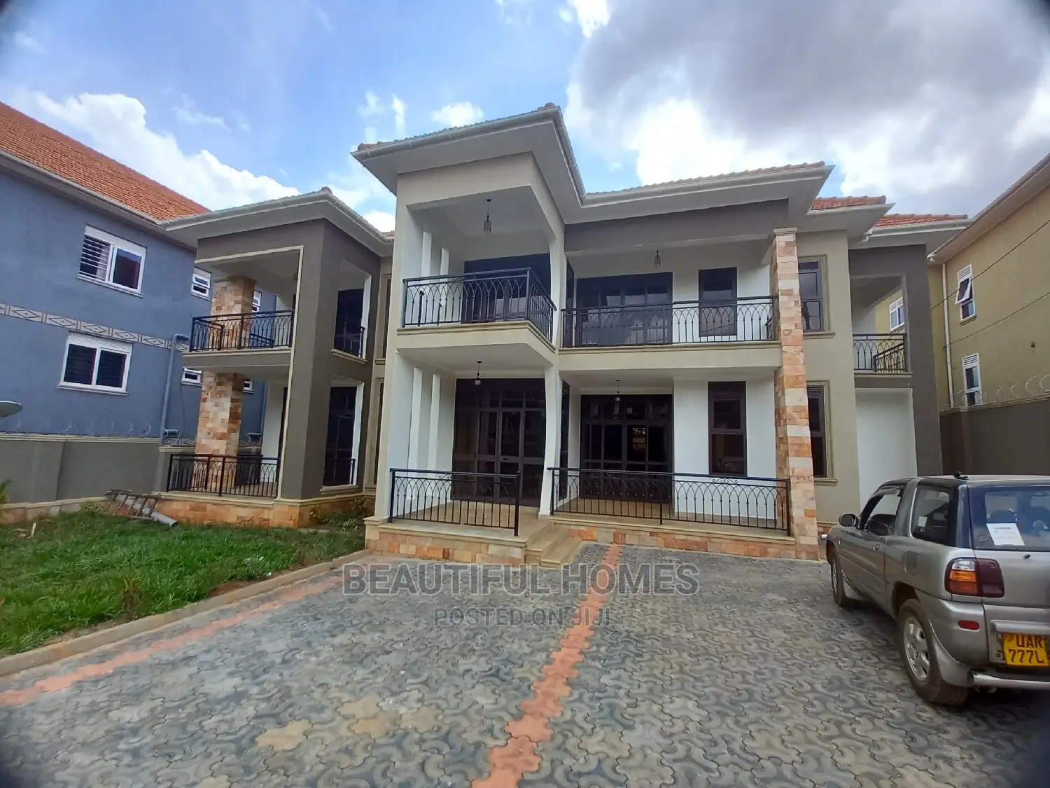 Furnished 7bdrm Duplex in Najjera Gated Estate, Central Division in Central Division