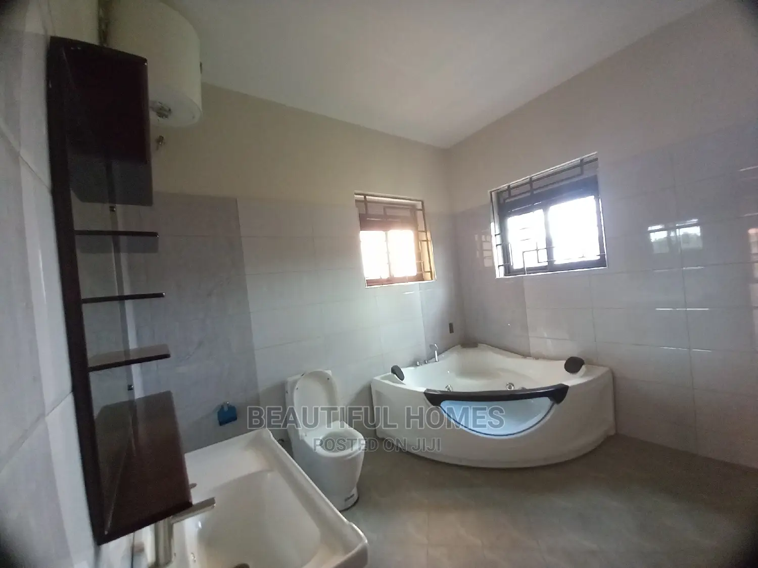 Furnished 7bdrm House in Najjera Corporate, Central Division for Sale in Central Division