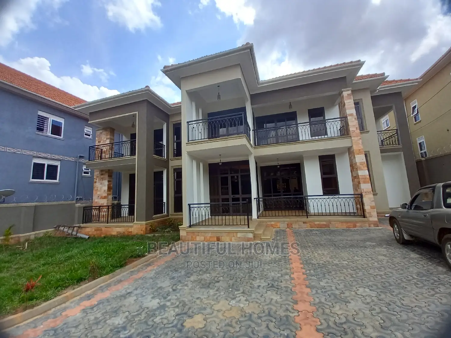 Furnished 7bdrm Mansion in Najjera Mansions, Central Division for Sale in Central Division