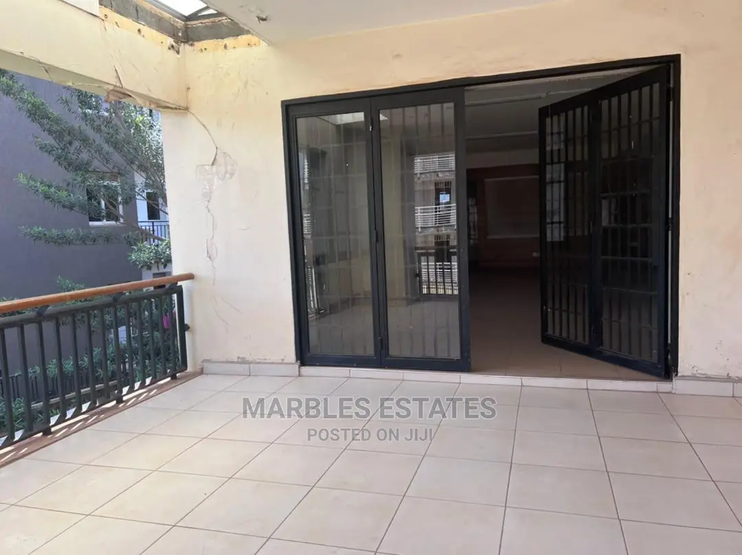 6bdrm Bungalow in Bugoloobi, Central Division for Rent in Central Division