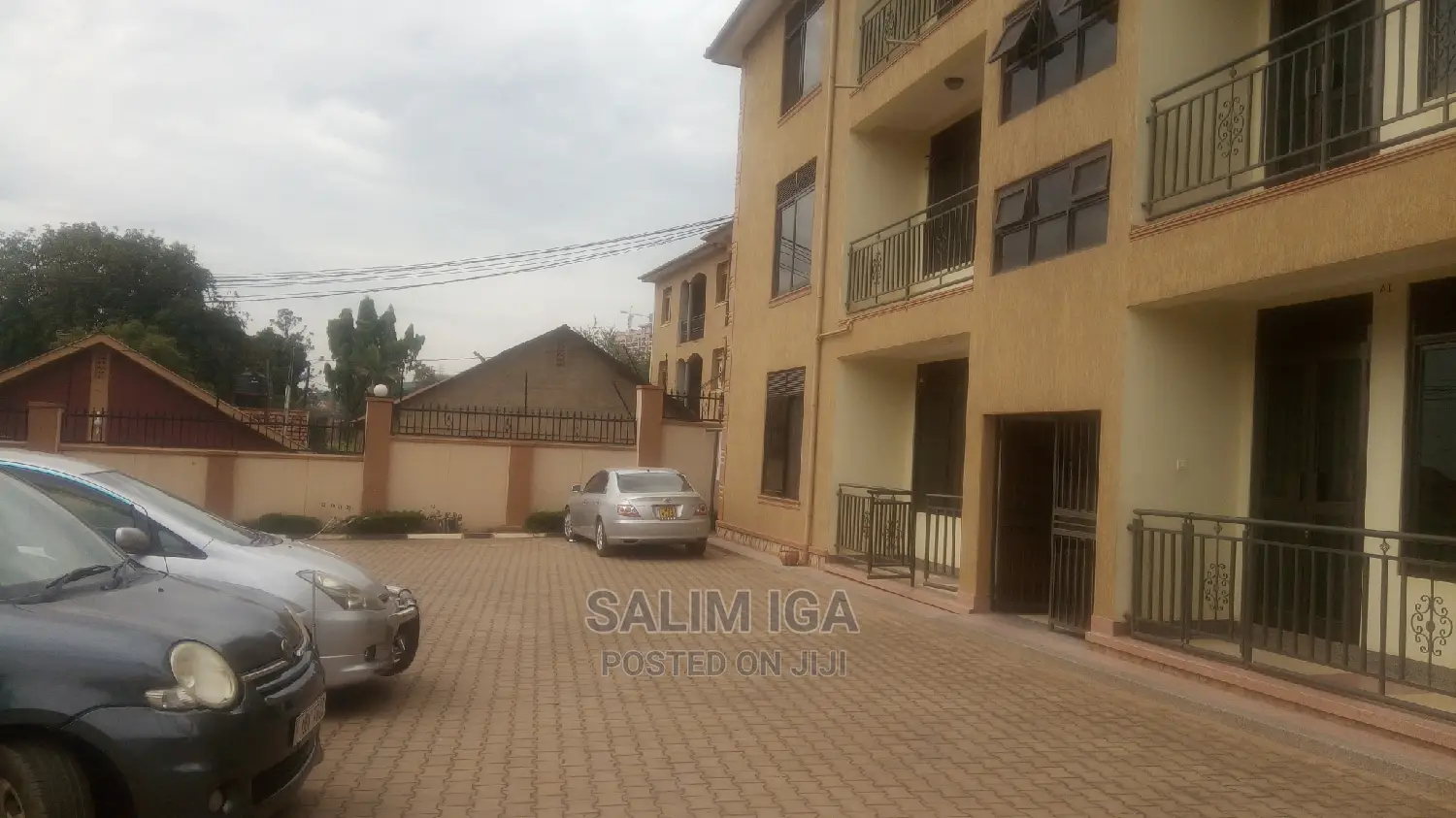 Furnished 2bdrm Block of Flats in Kololo Property, Central Division in Central Division