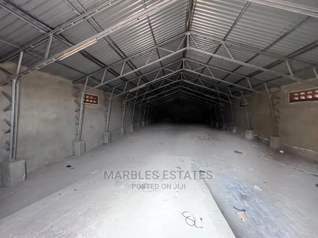 Warehouse for Rent in Industrial Area at $7 in Central Division