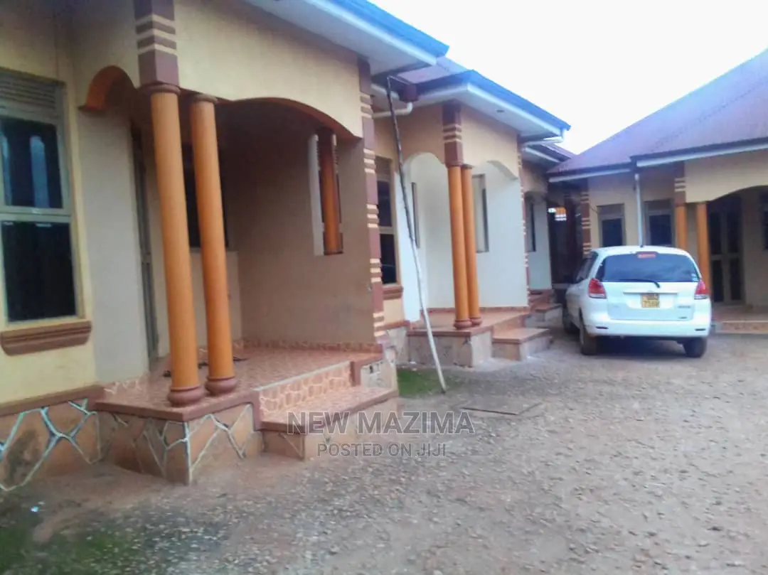 6bdrm House in Makindye, Division B for Sale in Division B
