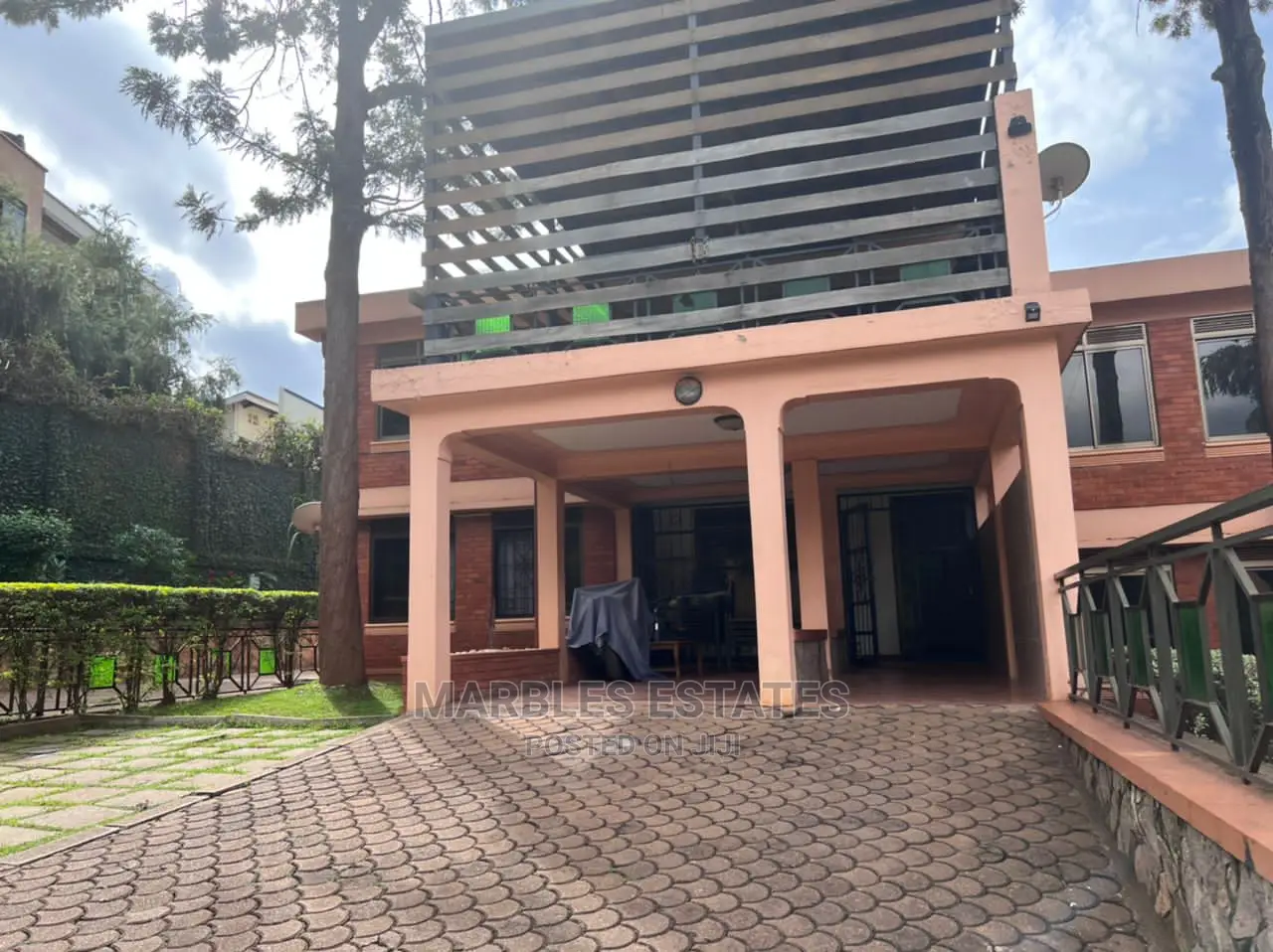 4bdrm Townhouse/Terrace in Naguru, Central Division for Rent in Central Division
