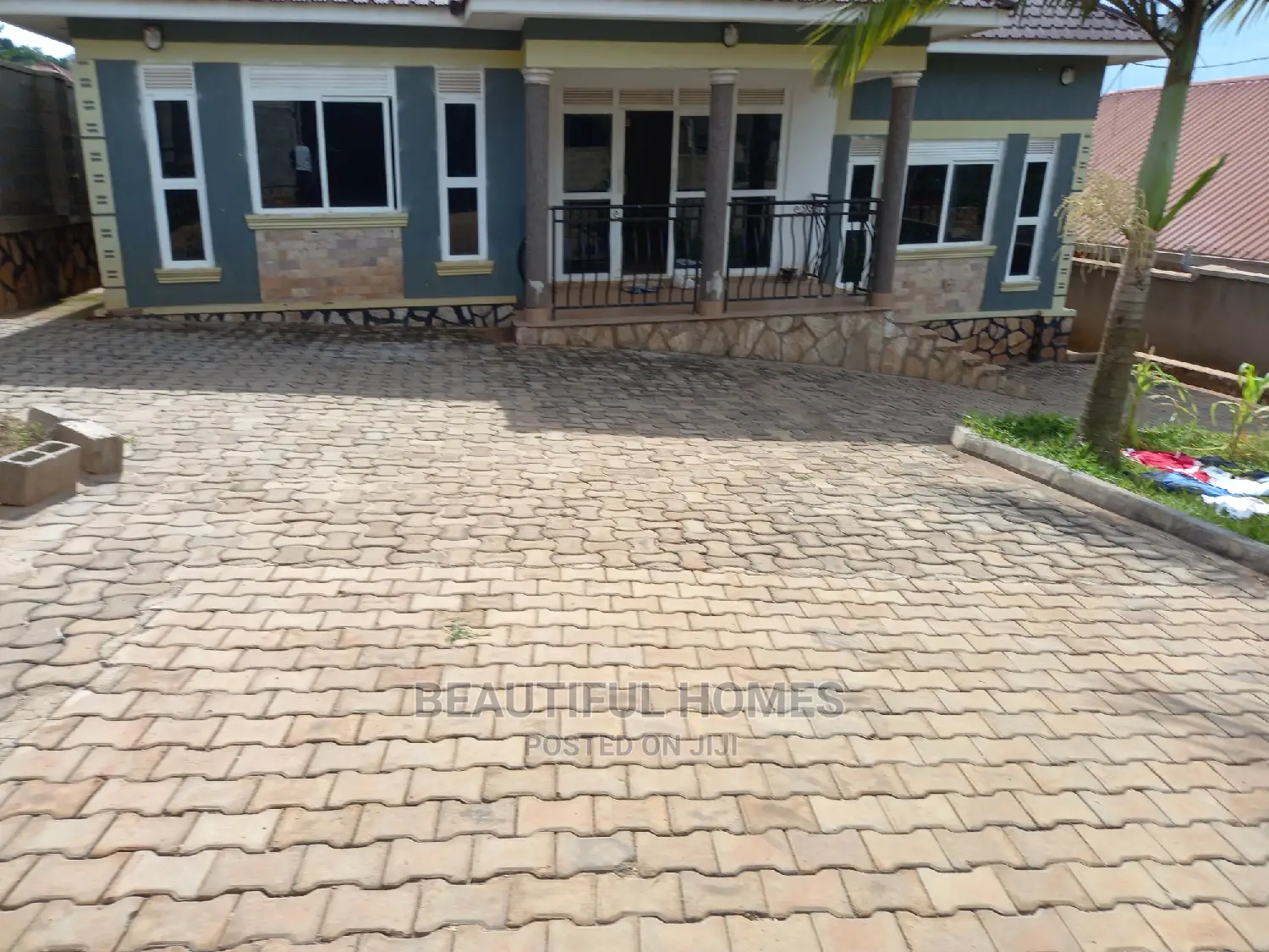 Furnished 3bdrm House in Kira Good for Sale in Kira