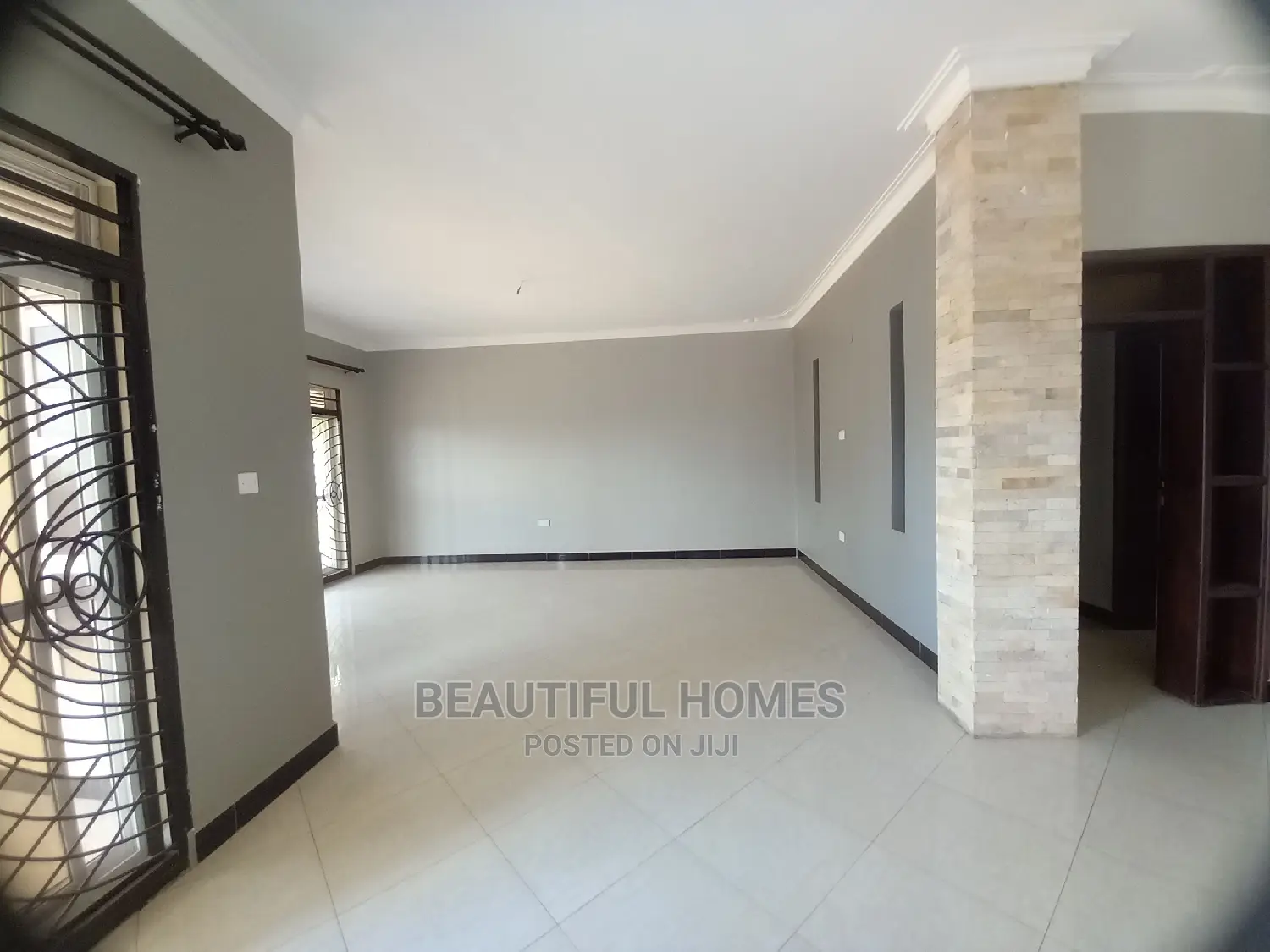 Furnished 4bdrm House in Kira Organised for Sale in Kira