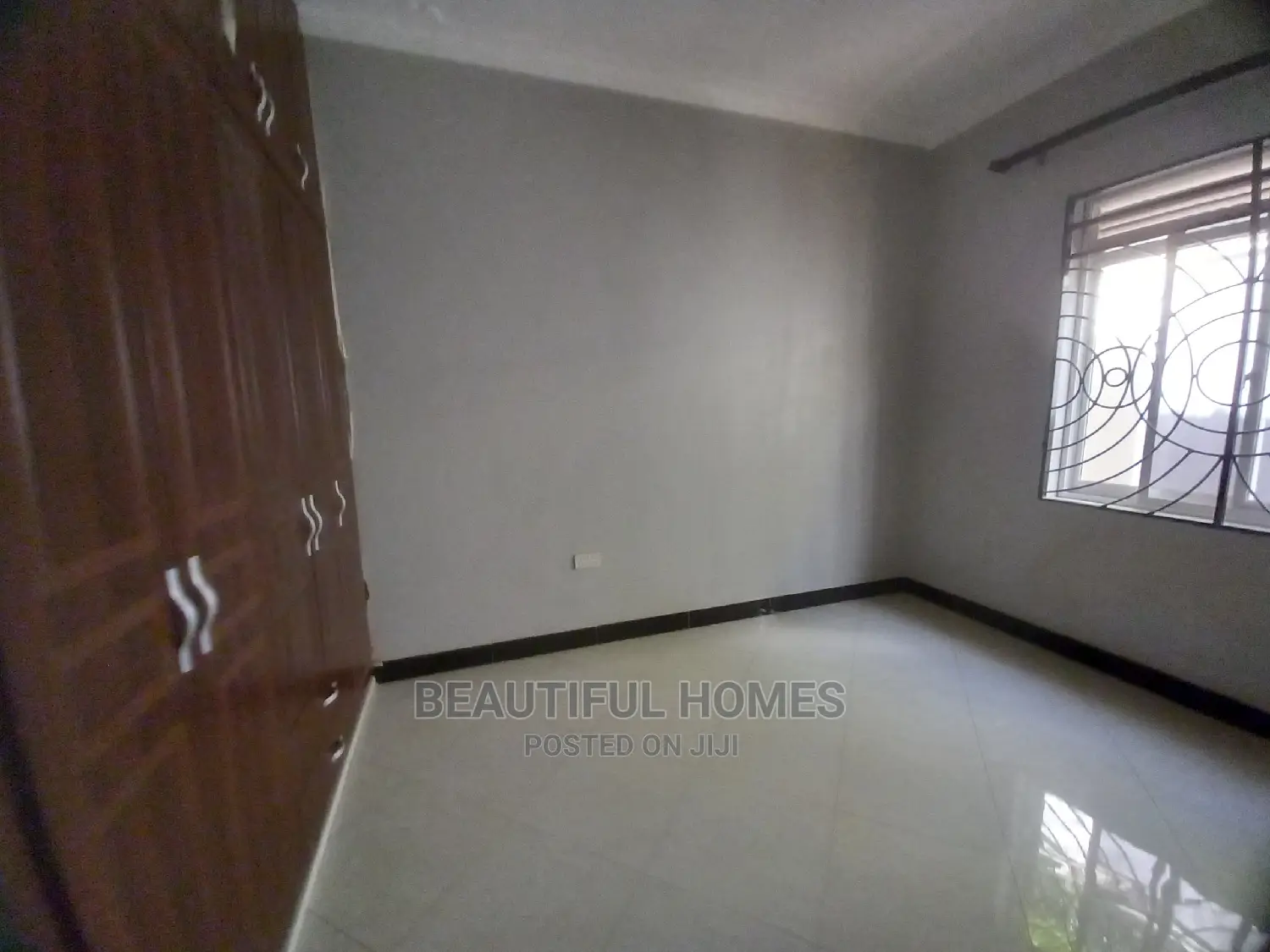 Furnished 4bdrm House in Kira Organised for Sale in Kira
