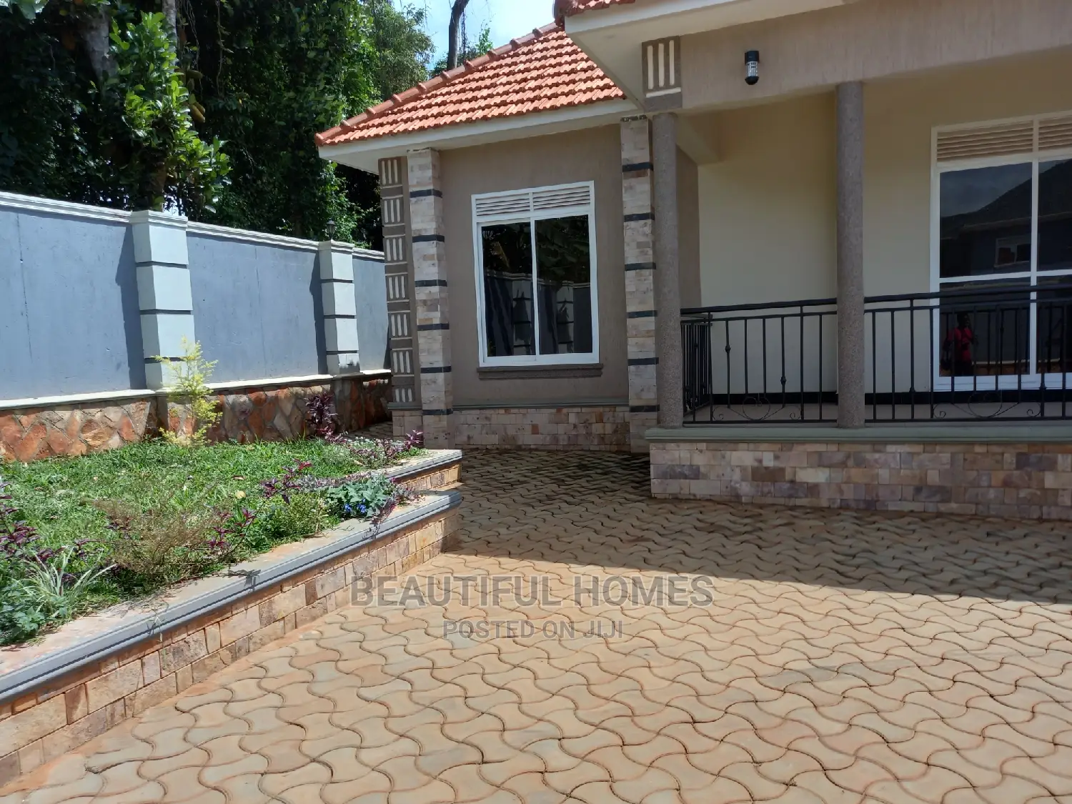 Furnished 4bdrm Maisonette in Kira for Sale in Kira