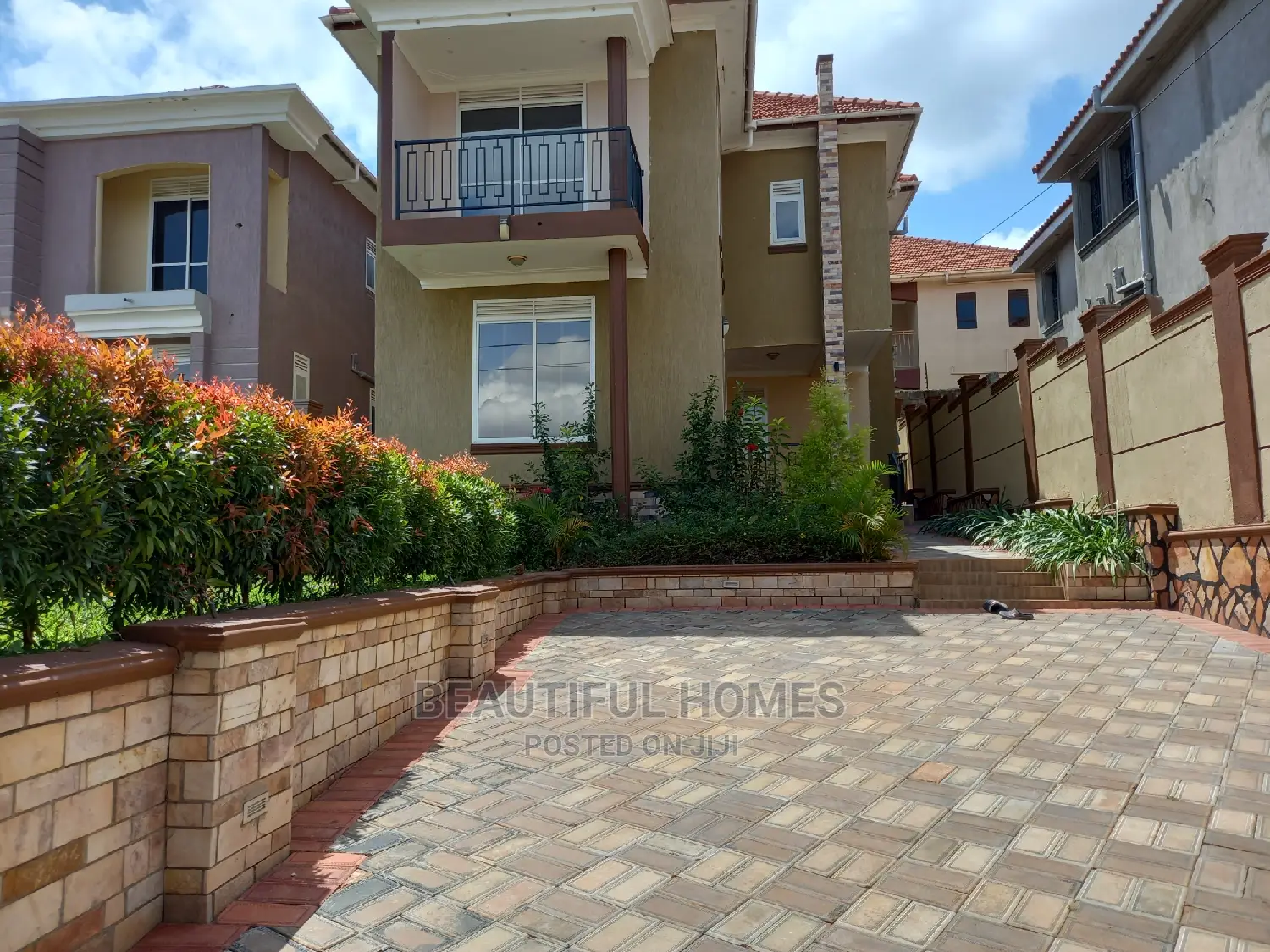 Furnished 4bdrm House in Kira Ministers for Sale in Kira