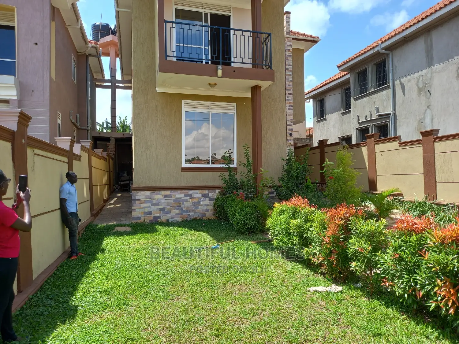 Furnished 4bdrm House in Kira Prestigious for Sale in Kira