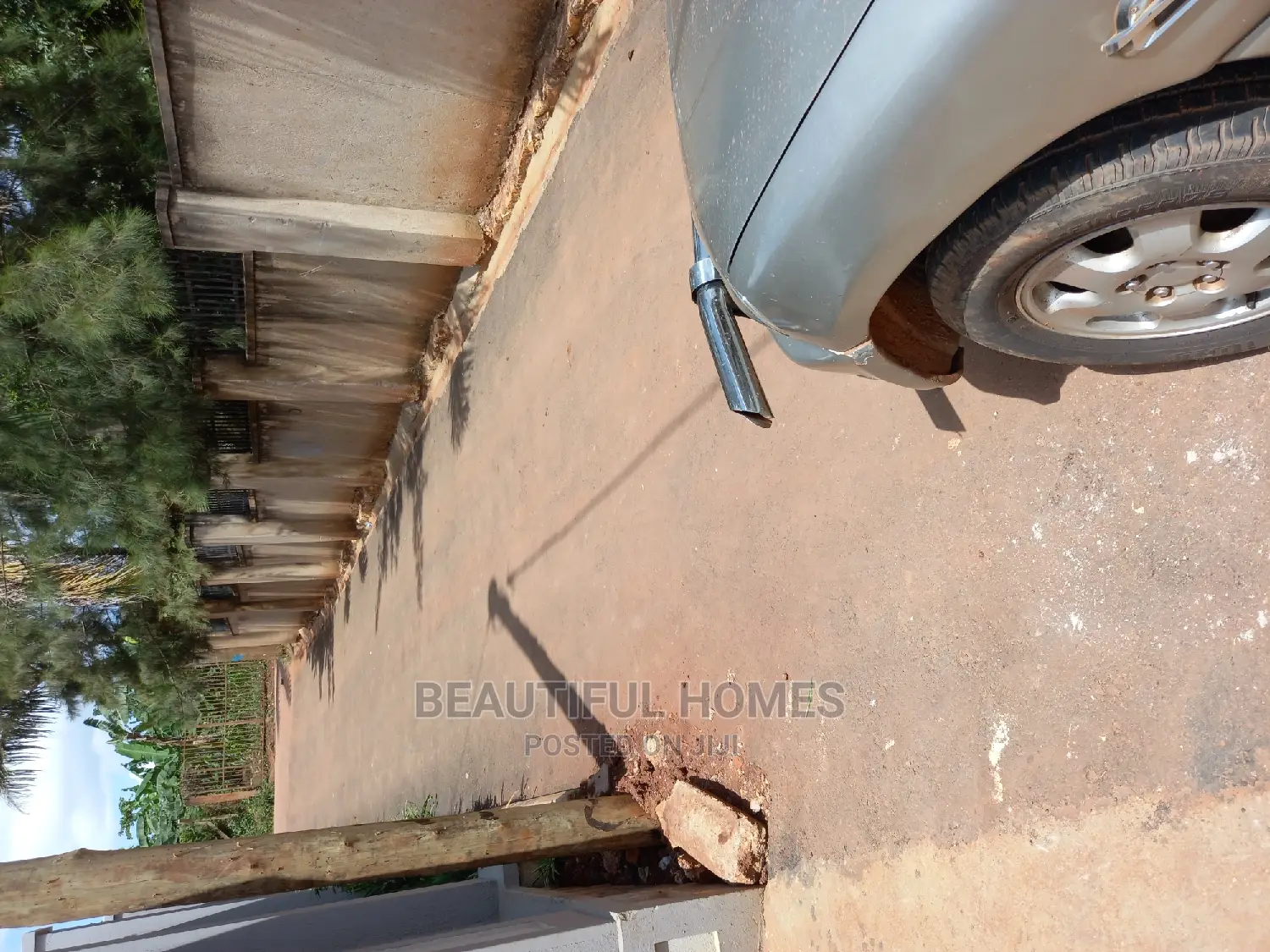 Furnished 4bdrm Duplex in Kira Ministers for Sale in Kira